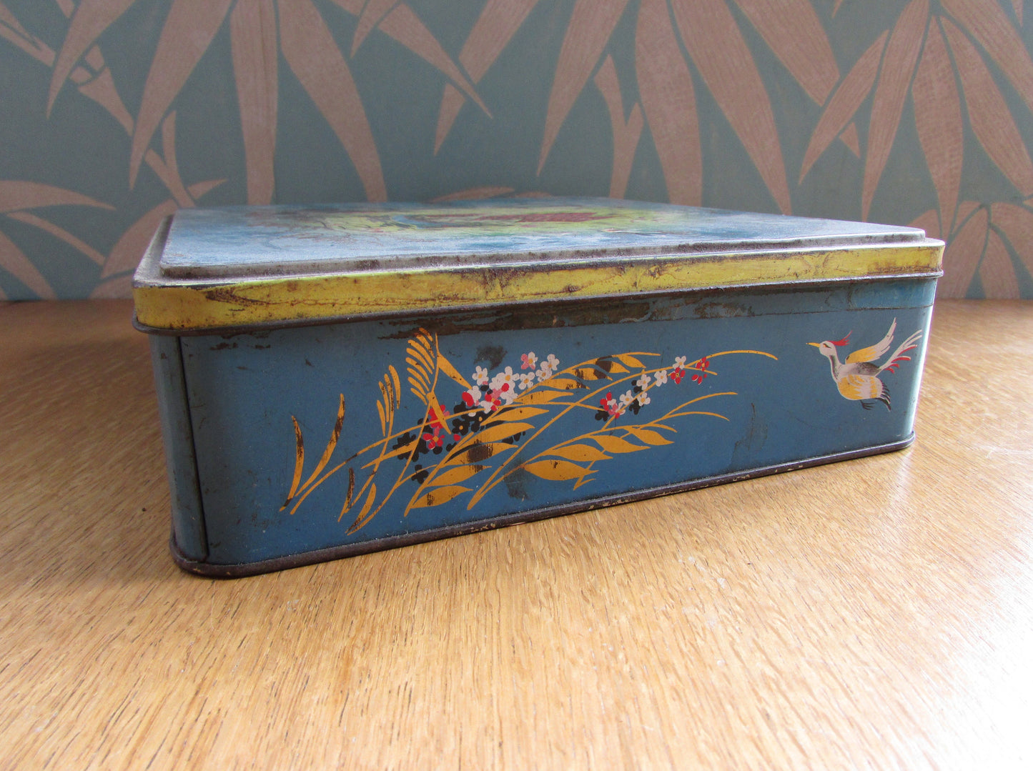 Mid-century CWS Ltd Crumpsall Cardiff & Harlow "Full Sail" biscuit tin