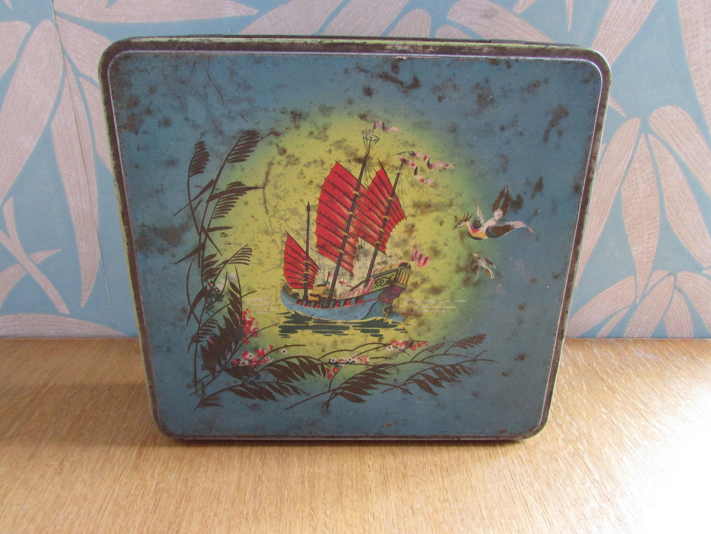 Mid-century CWS Ltd Crumpsall Cardiff & Harlow "Full Sail" biscuit tin