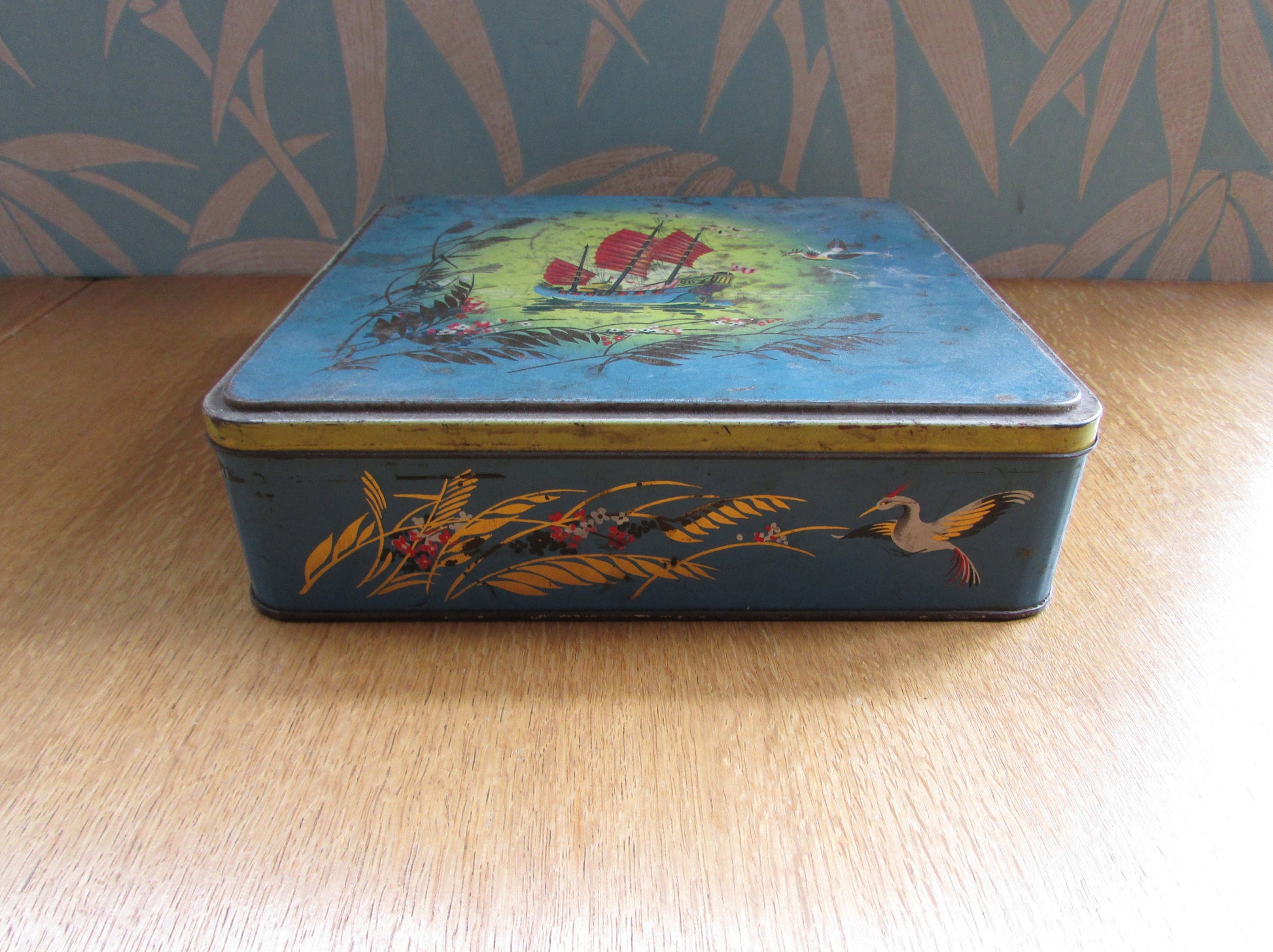 Mid-century CWS Ltd Crumpsall Cardiff & Harlow "Full Sail" biscuit tin