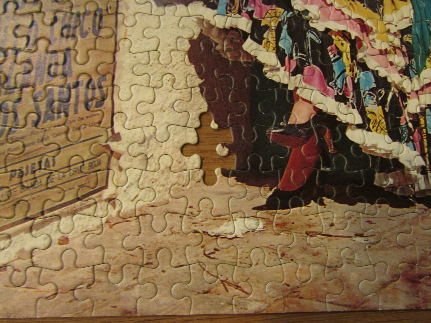Vintage TP Sombrero 400 piece jigsaw Spanish Dancing Girl