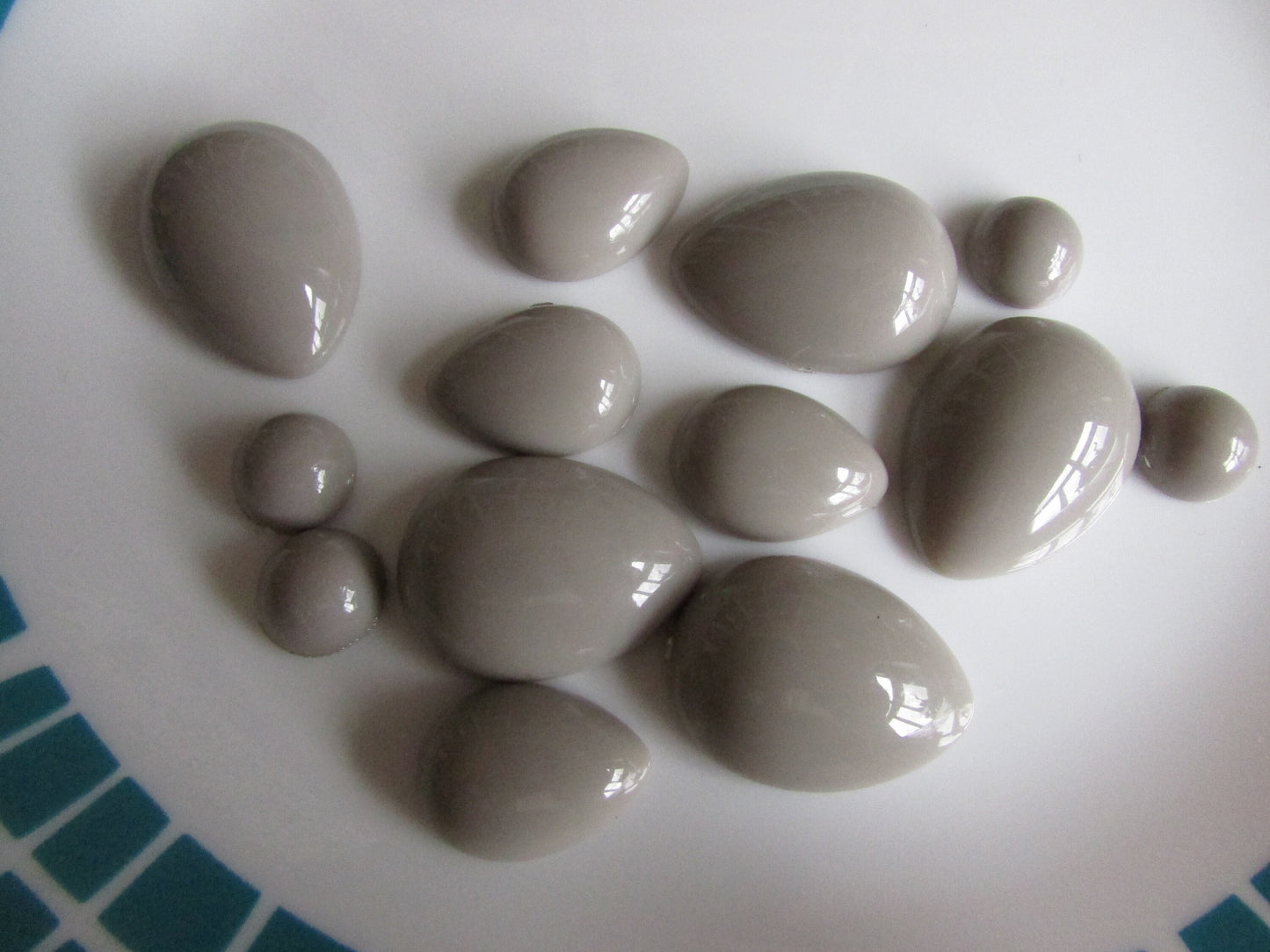 13 vintage grey half teardrop and round plastic cabochons