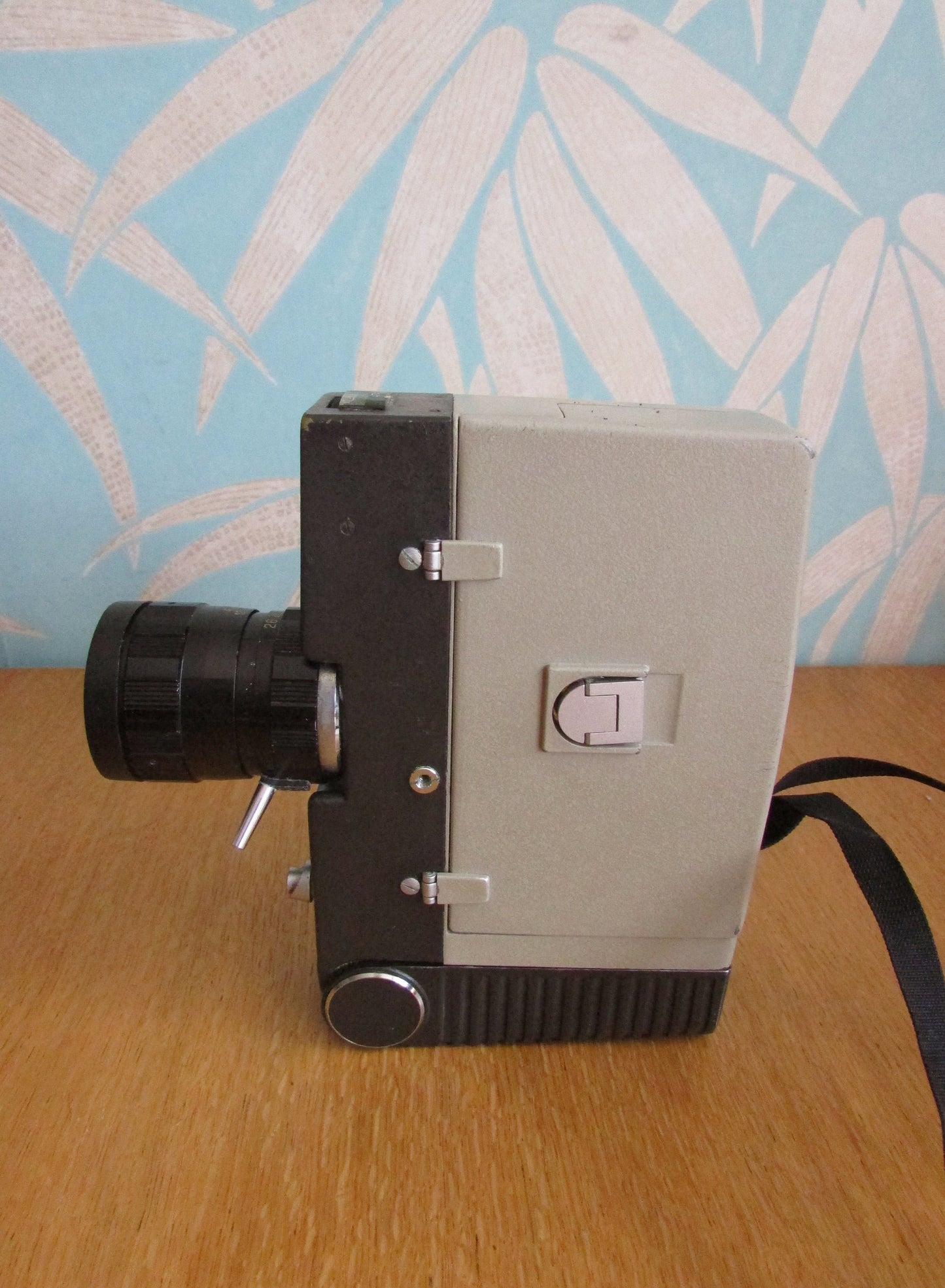 1960s Sankyo 8-cm micro zoom cine camera with case, & lens holder
