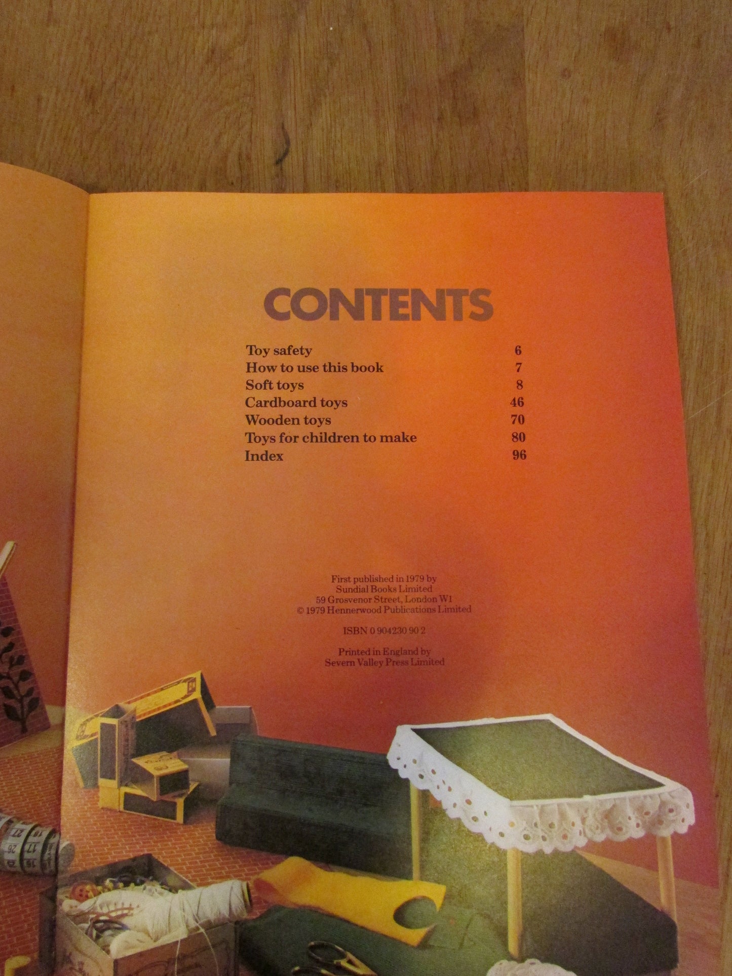 St. Michael Toymaking (Hardback, 1979)