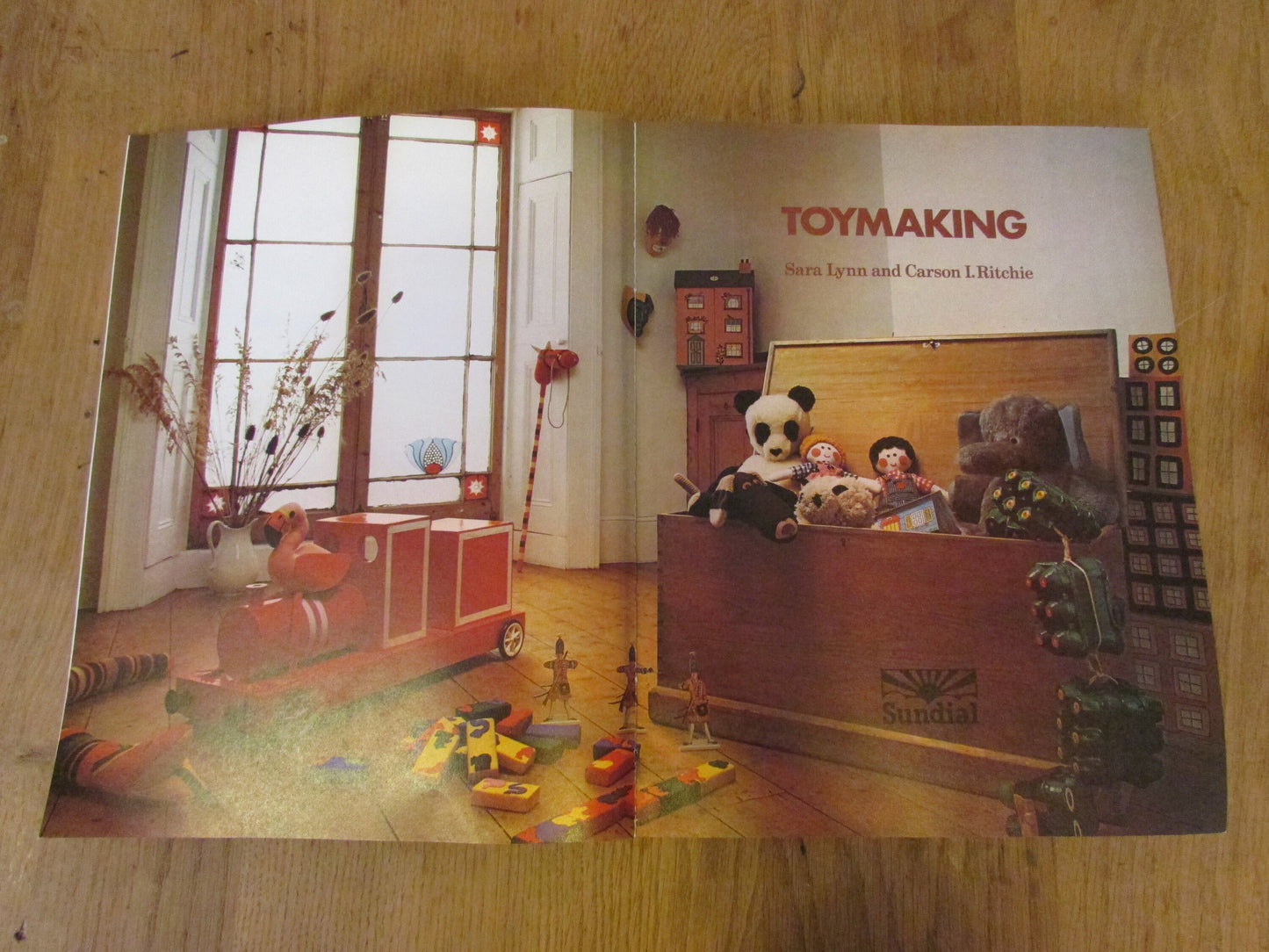 St. Michael Toymaking (Hardback, 1979)