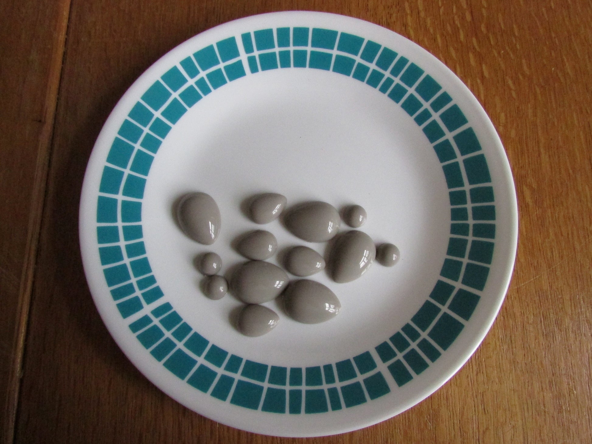 13 vintage grey half teardrop and round plastic cabochons