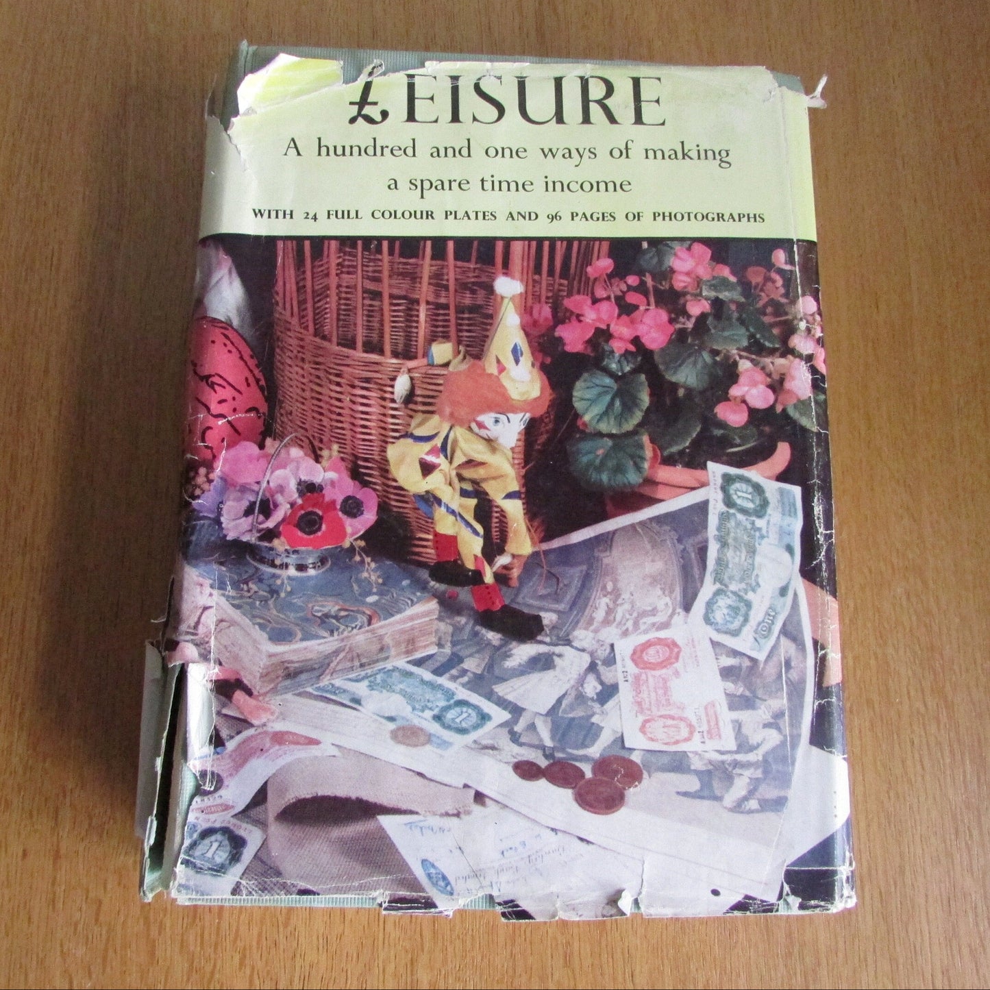 LEISURE 101 Ways of Making a Spare Time Income (Hardback, 1950s)