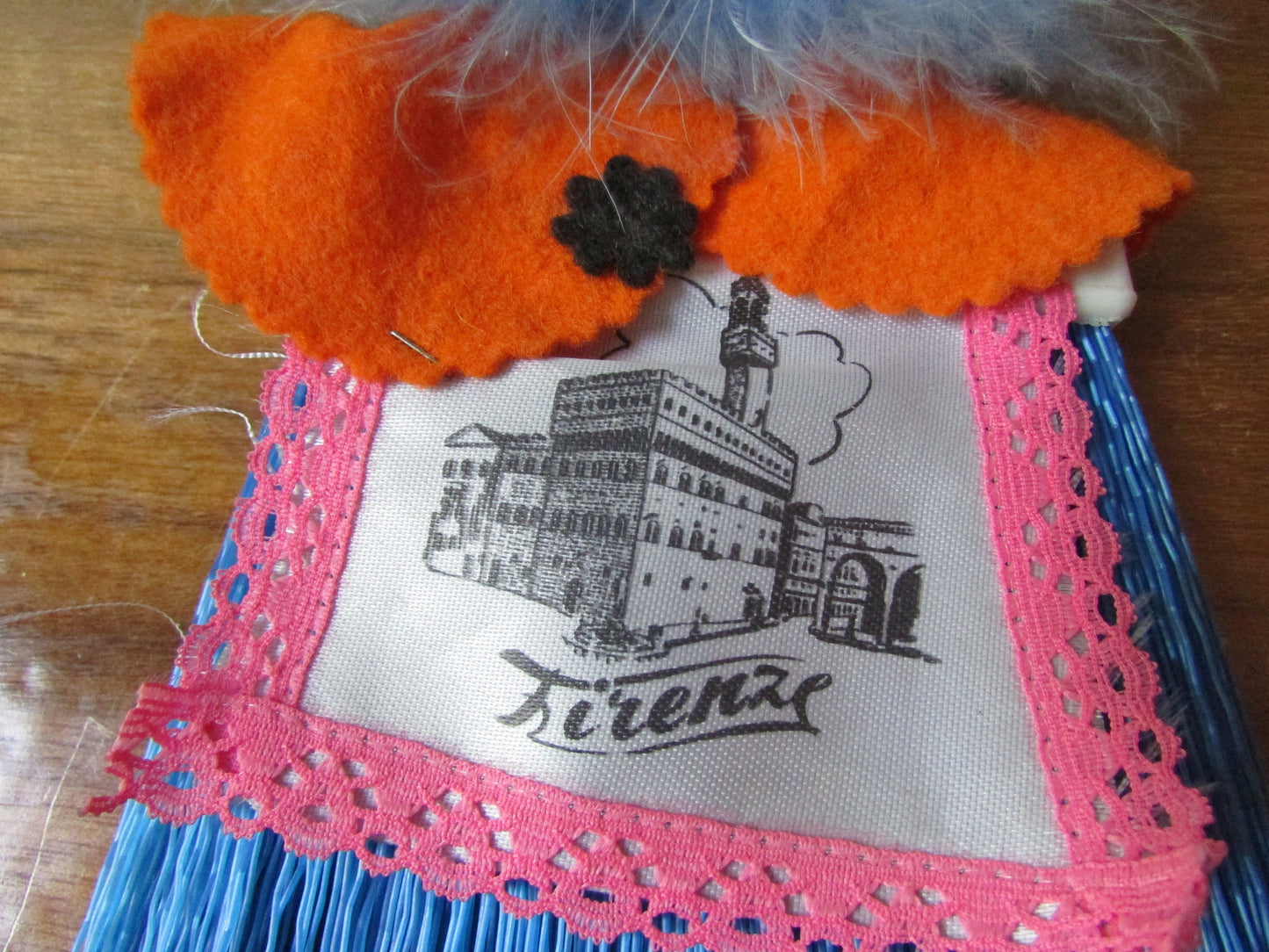 Vintage kitsch Italian souvenir doll crumb brush