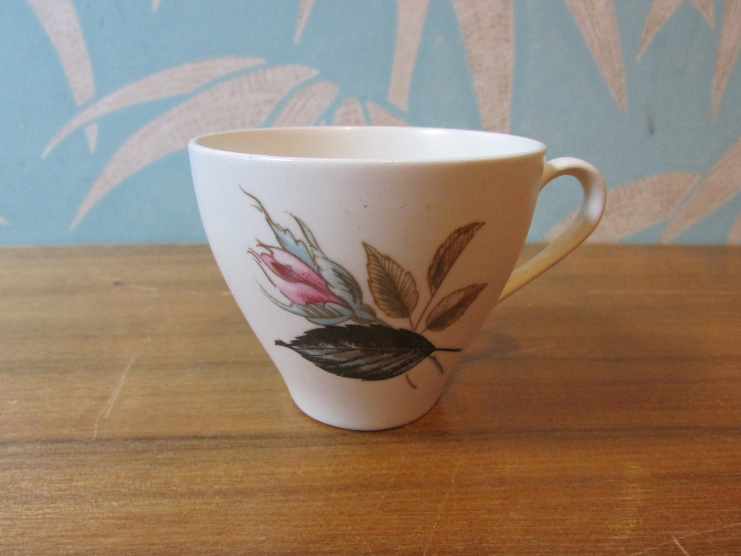 Mid Century J&G Meakin Sol 'Night Club' teacups and saucers set