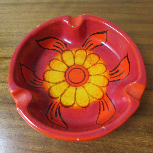 1960s Italian ceramic orange & yellow flower detail ashtray