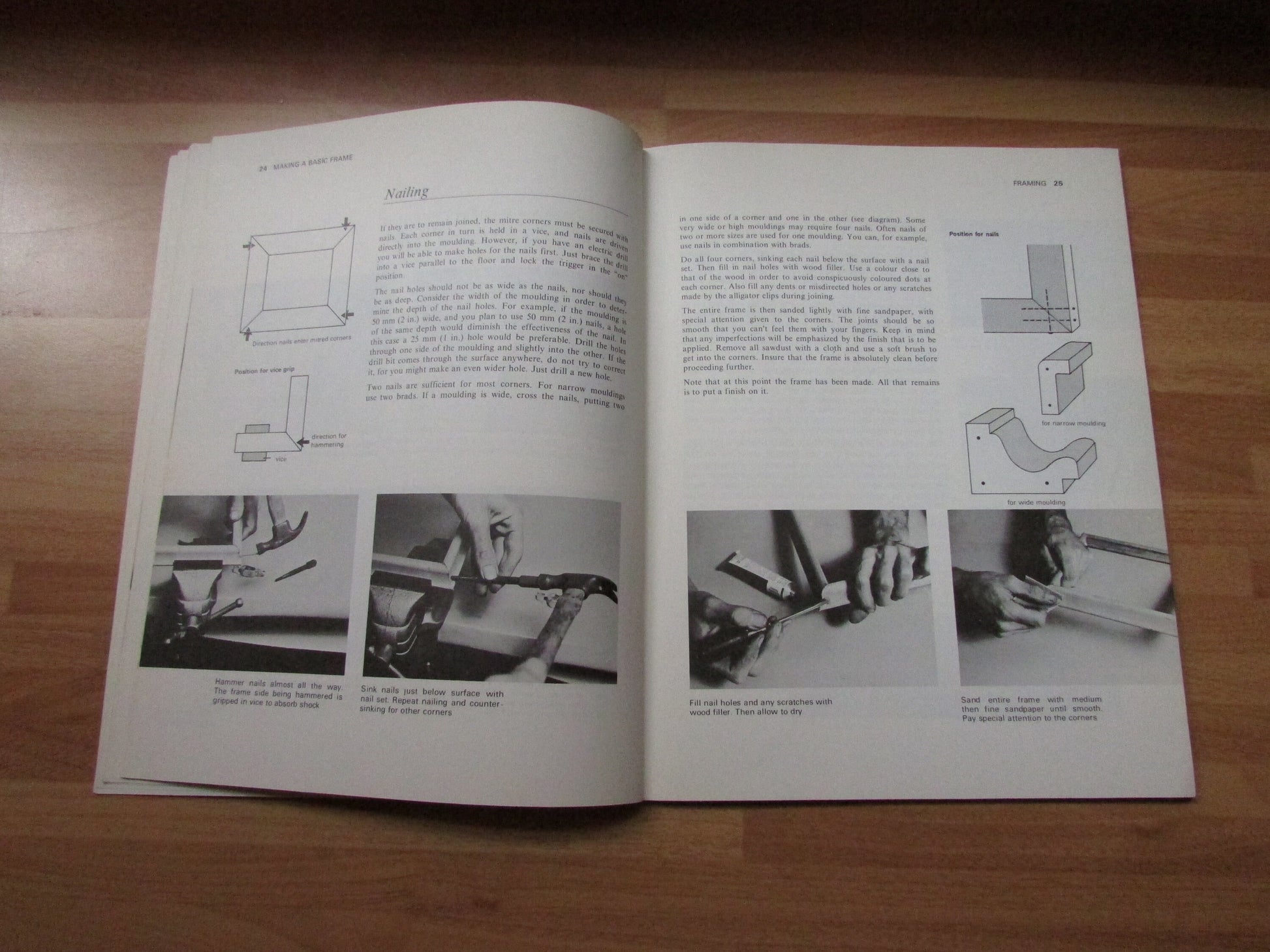 Pan Craft Books Framing, by Eamon Toscano (Softback, 1976)