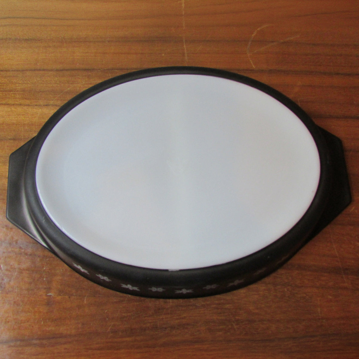 1950s JAJ Pyrex charcoal Snowflake black divided casserole dish