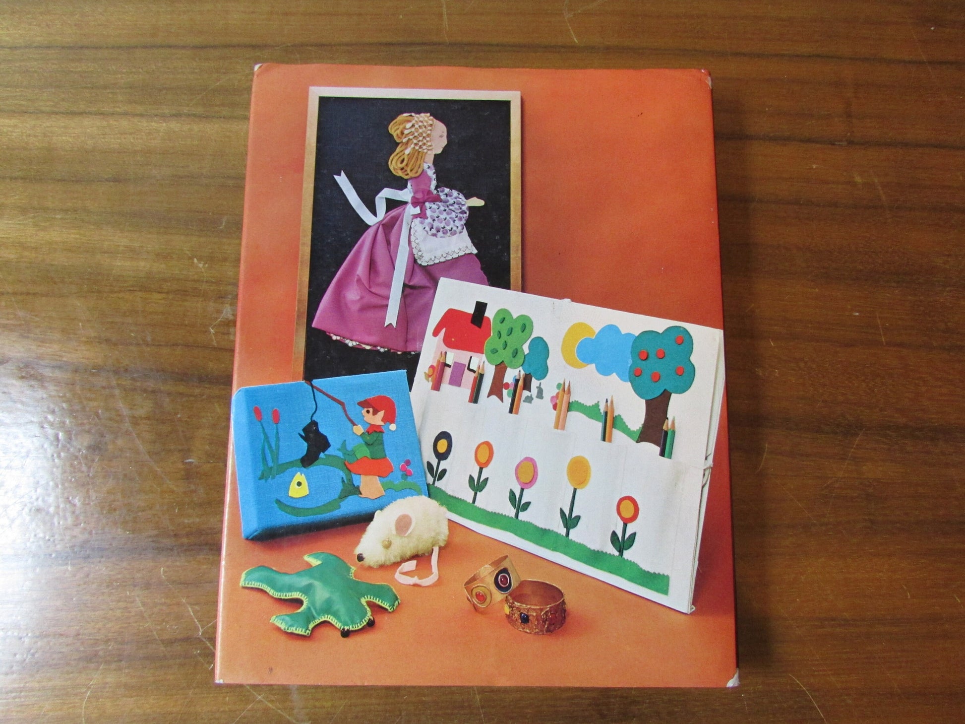 Book of Boutique Crafts, by Joan Moloney (Hardback, 1974)