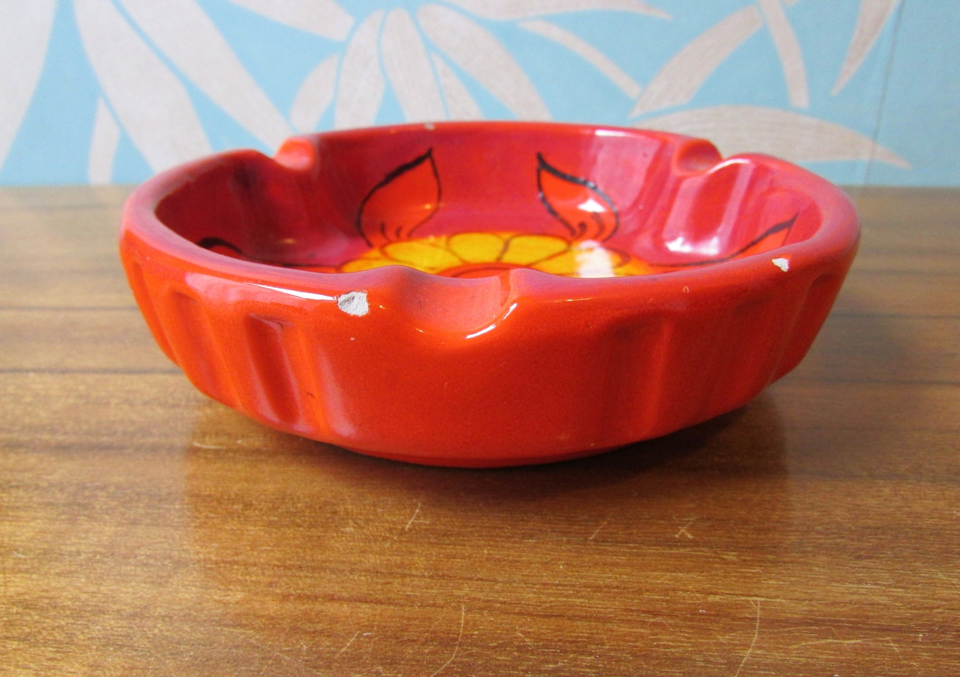 1960s Italian ceramic orange & yellow flower detail ashtray
