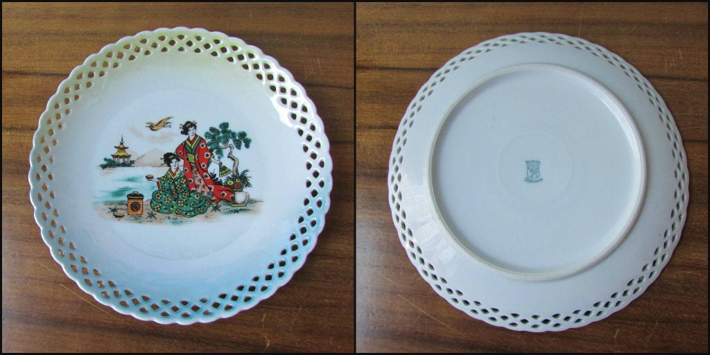 Set of 4 vintage Schumann Bavaria pierced-edge cake plates with Geisha design