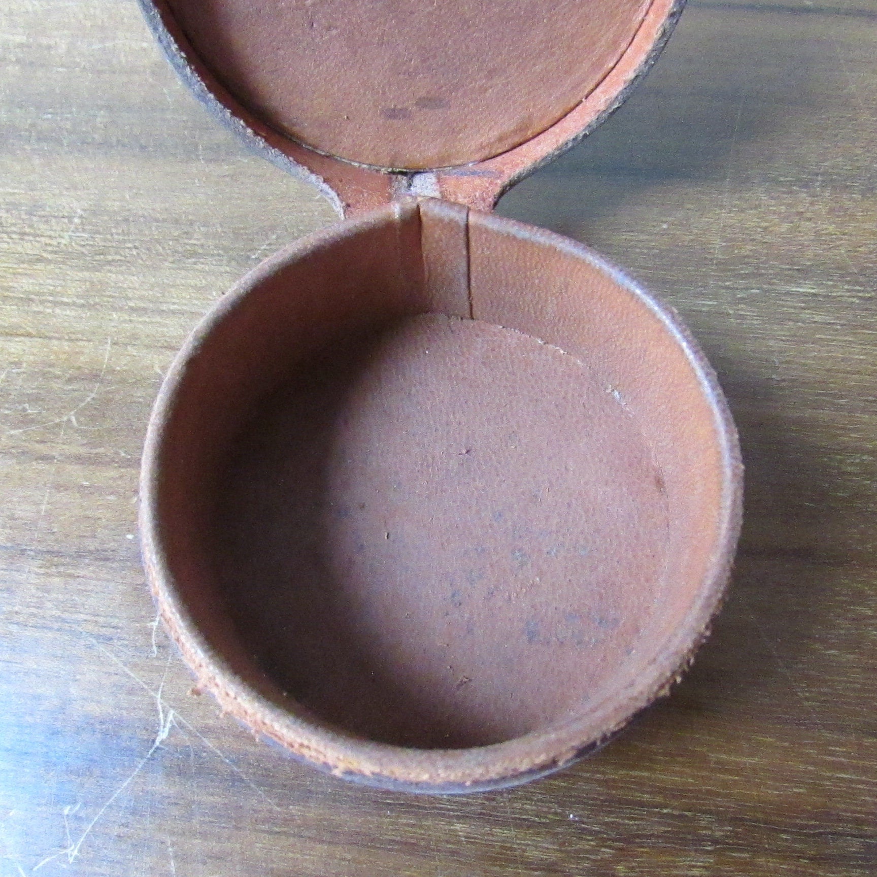 Vintage round brown leather "Studs" box, made in England