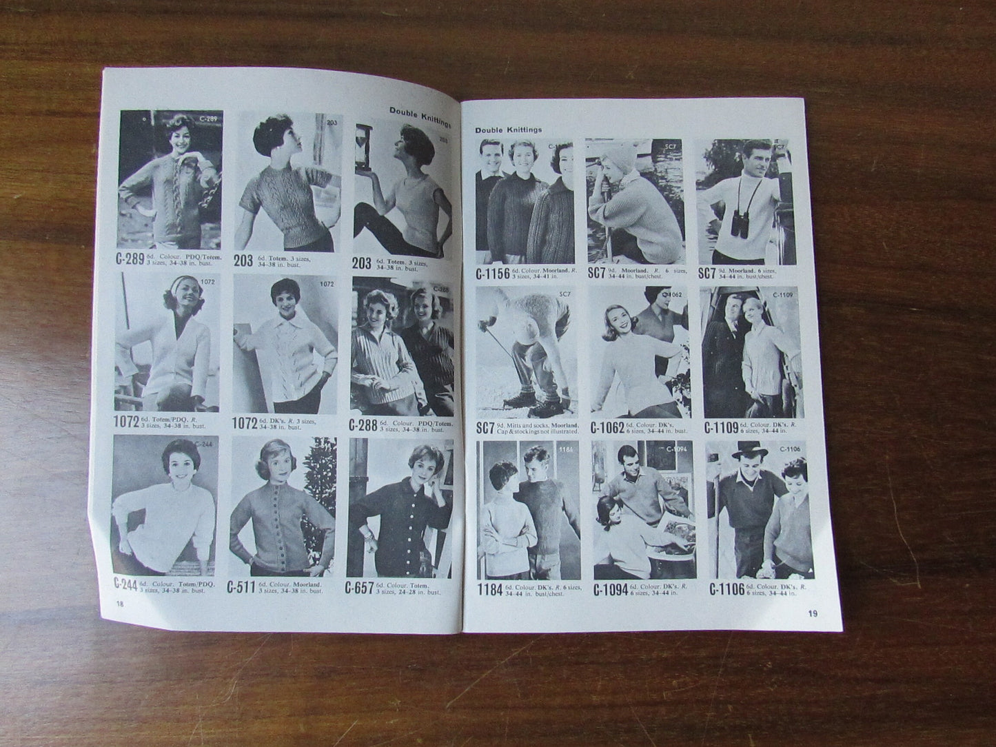 1962 Patons & Baldwins Knitter's Circle Yearbook knitting catalogue