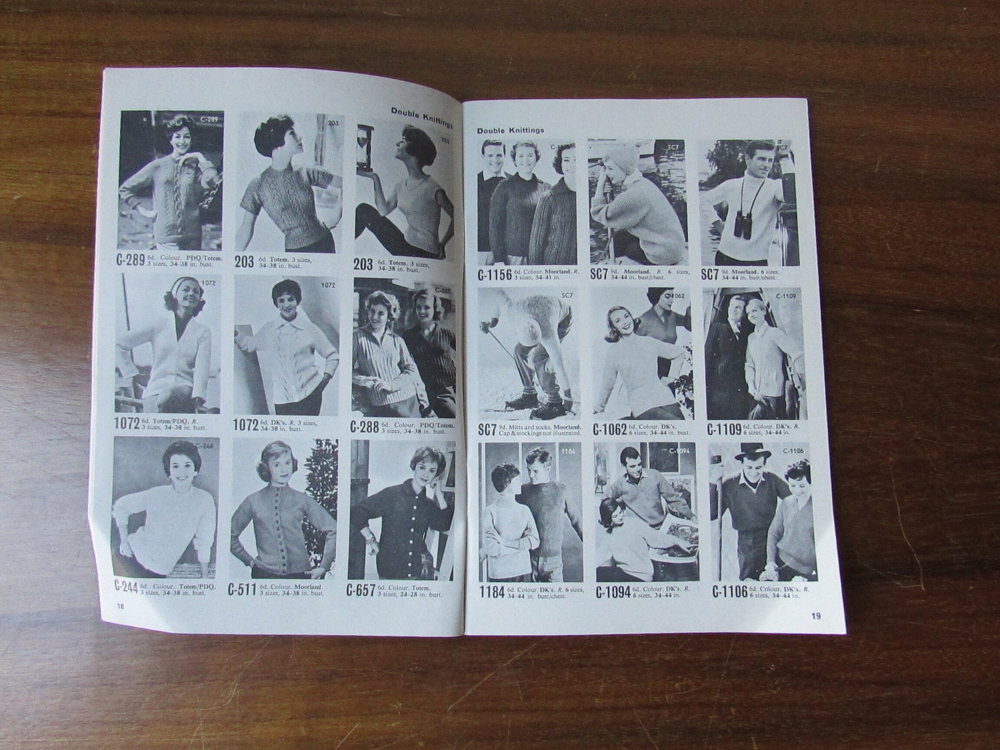 1962 Patons & Baldwins Knitter's Circle Yearbook knitting catalogue