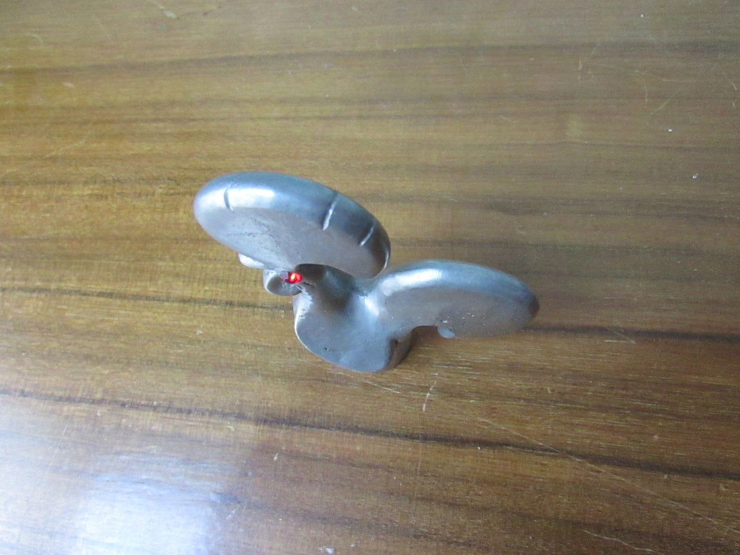 Vintage Santiago Estanho pewter rooster, ruby red rhinestone eye detail