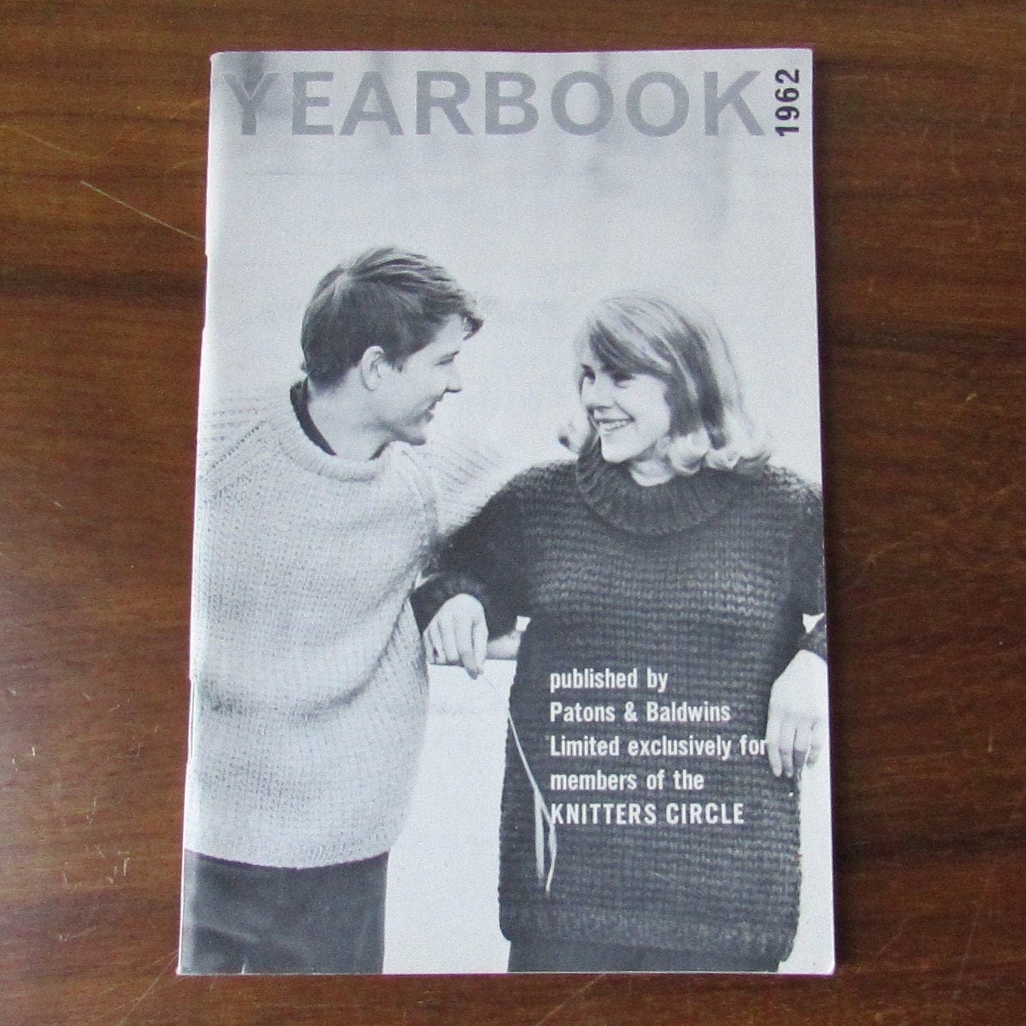 1962 Patons & Baldwins Knitter's Circle Yearbook knitting catalogue