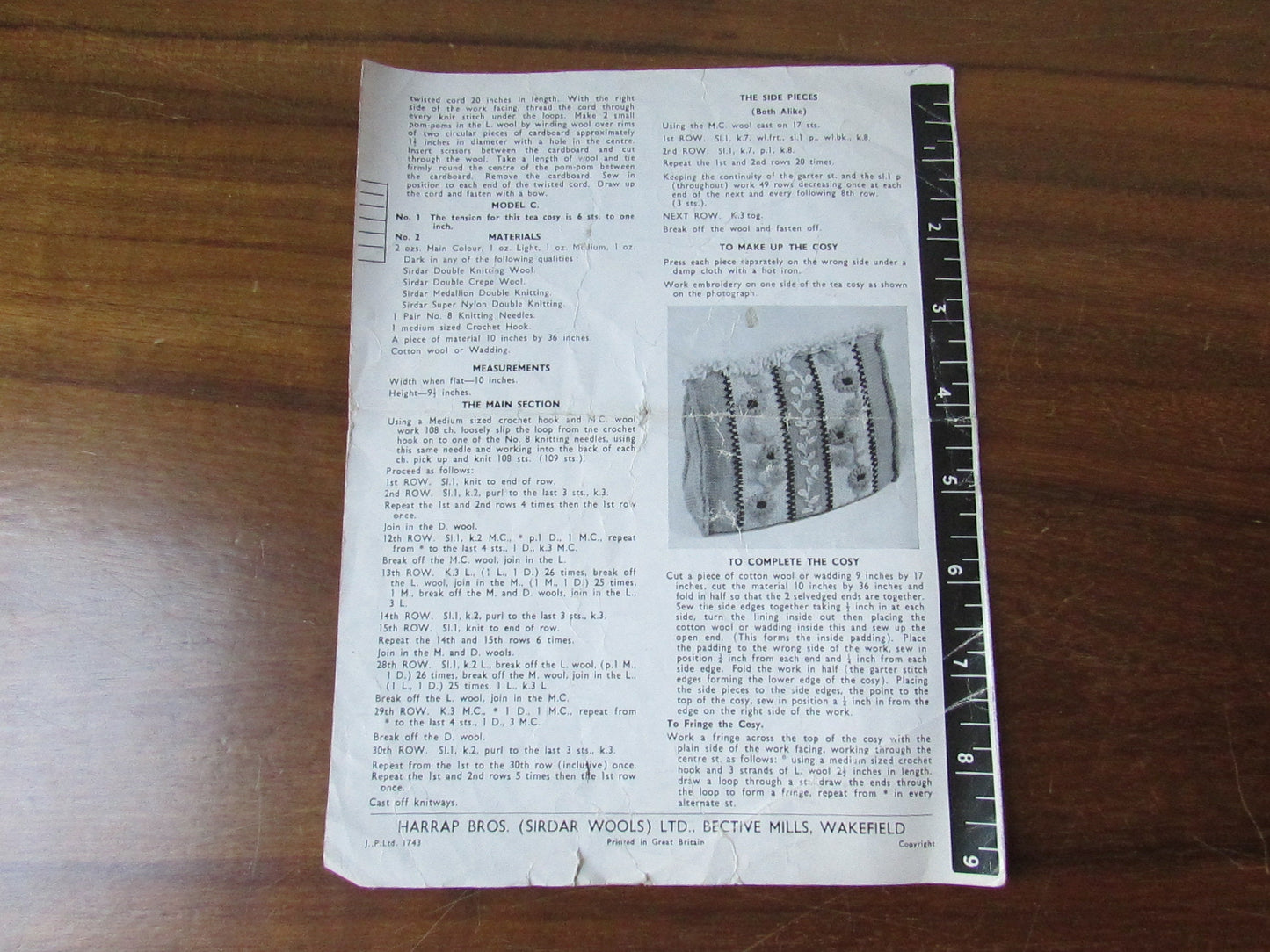 1960s Sirdar 1743 knitting pattern for tea cosies