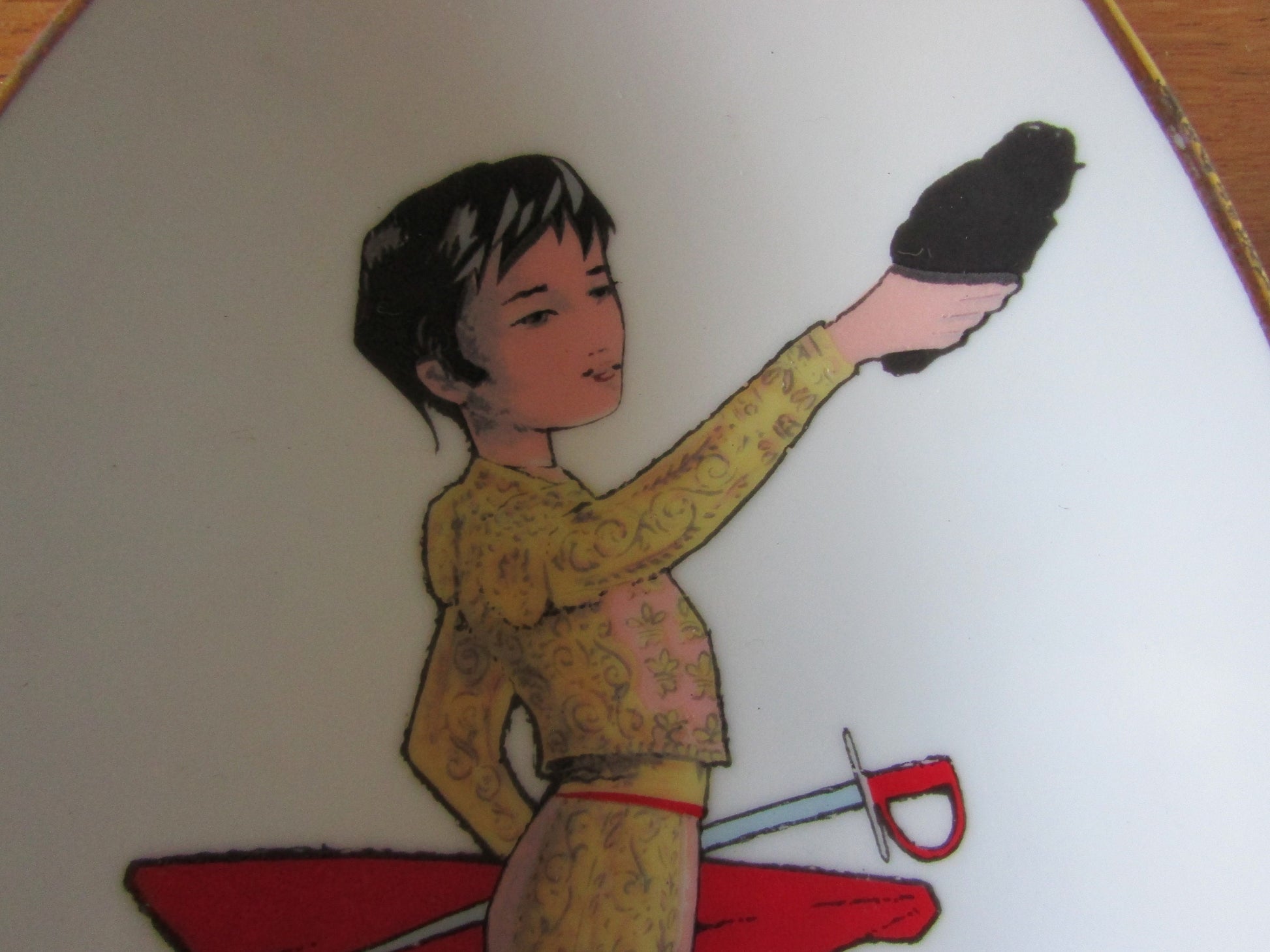 1962 Mah Vigo Santa Clara porcelain trinket dish for the Hannover Fair depicting young matador