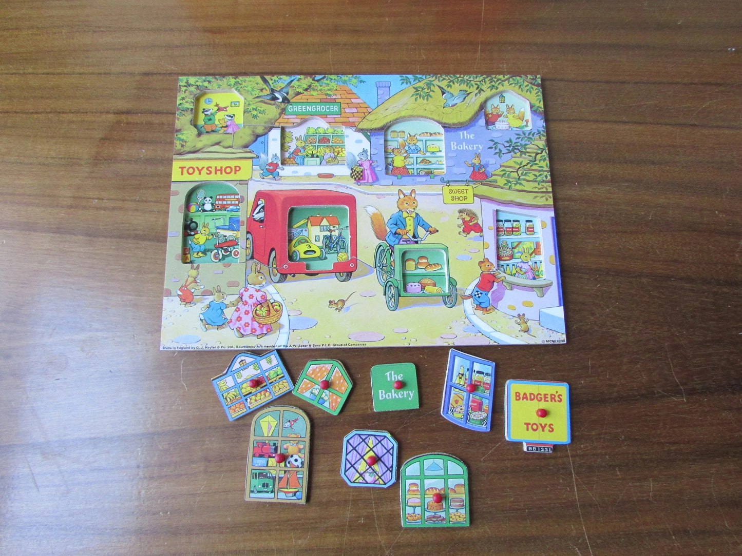 1982 Victory Village wood play tray with 8-inserts