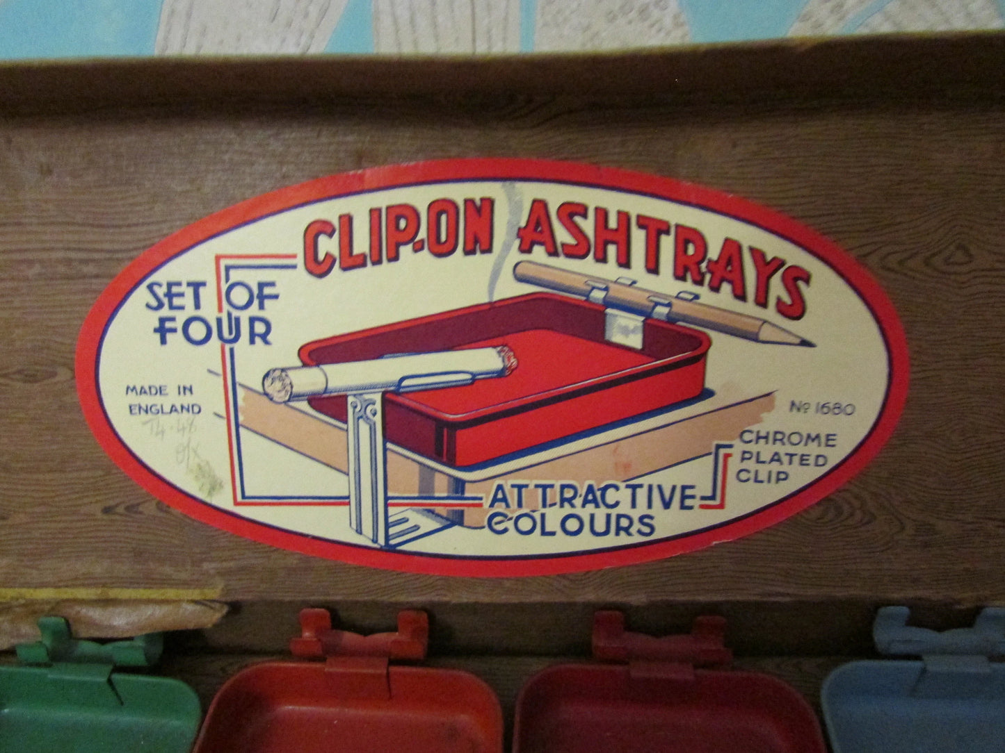 Set of 4 rare vintage coloured metal clip-on ashtrays, made in England