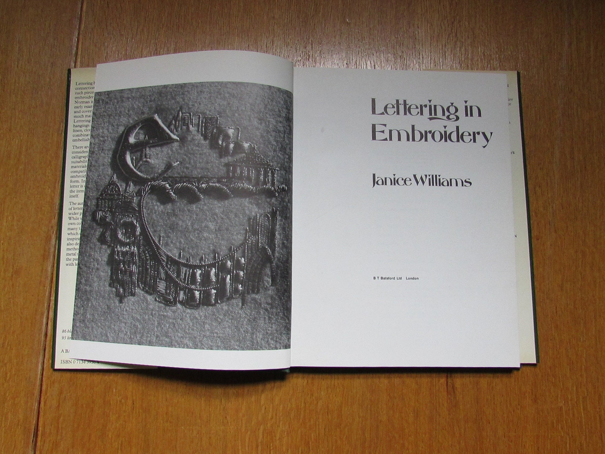 Lettering in Embroidery, by Janice Williams (Hardback, 1982)