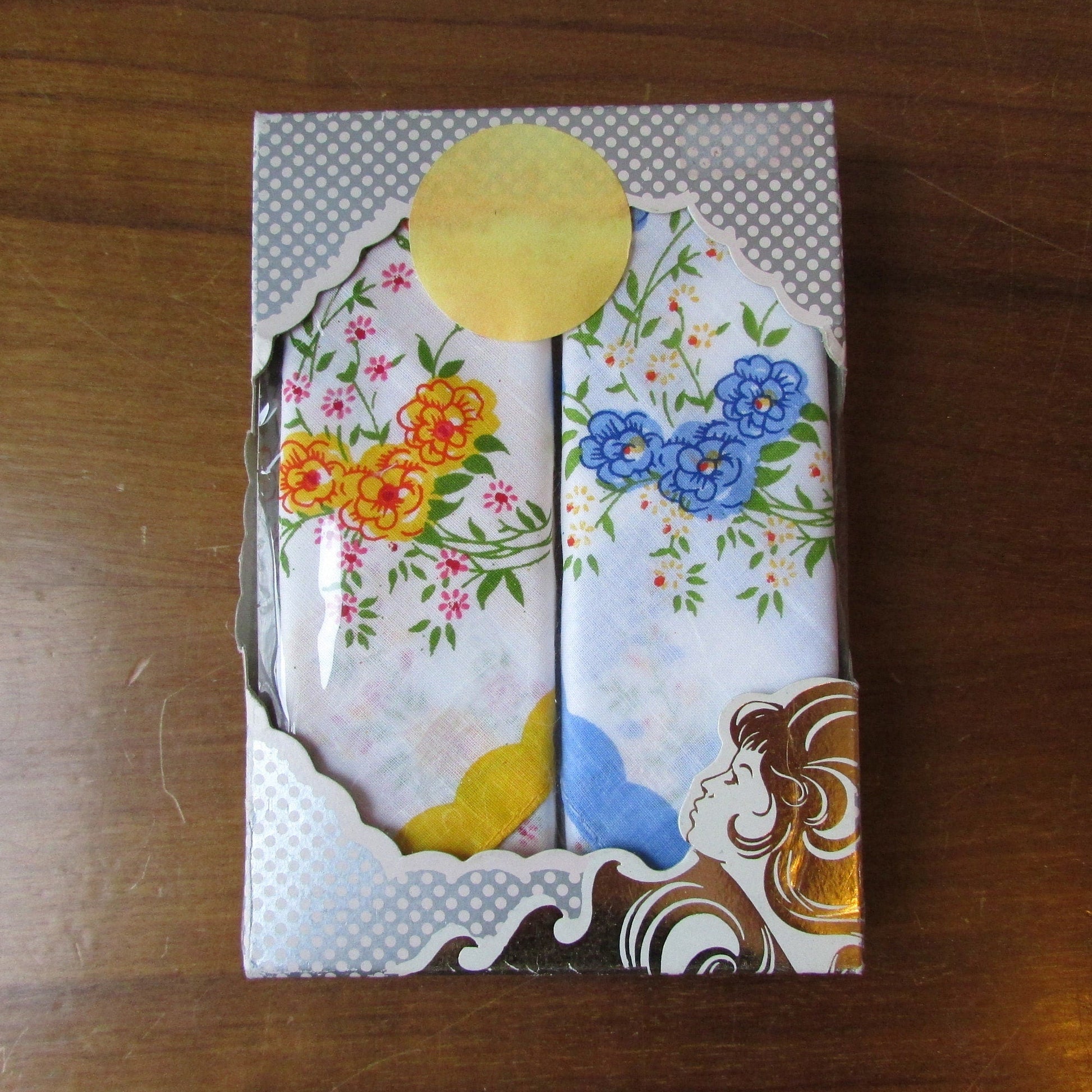 1960s ladies all cotton floral handkerchiefs gift set