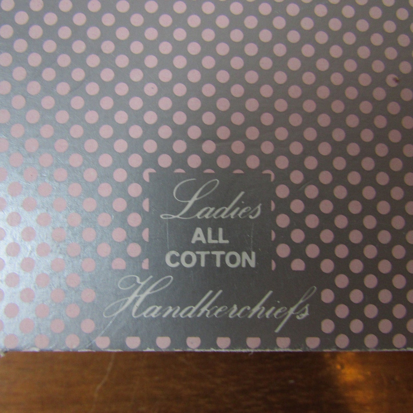 1960s ladies all cotton floral handkerchiefs gift set