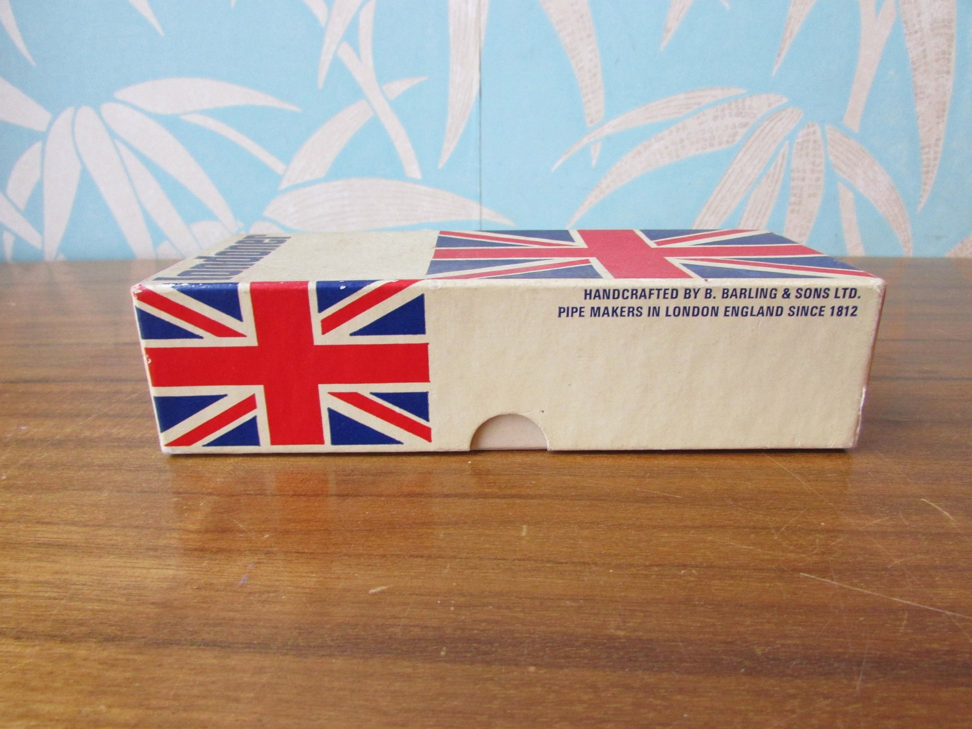 Vintage cardboard Londoner pipe box filled with assorted embroidery threads