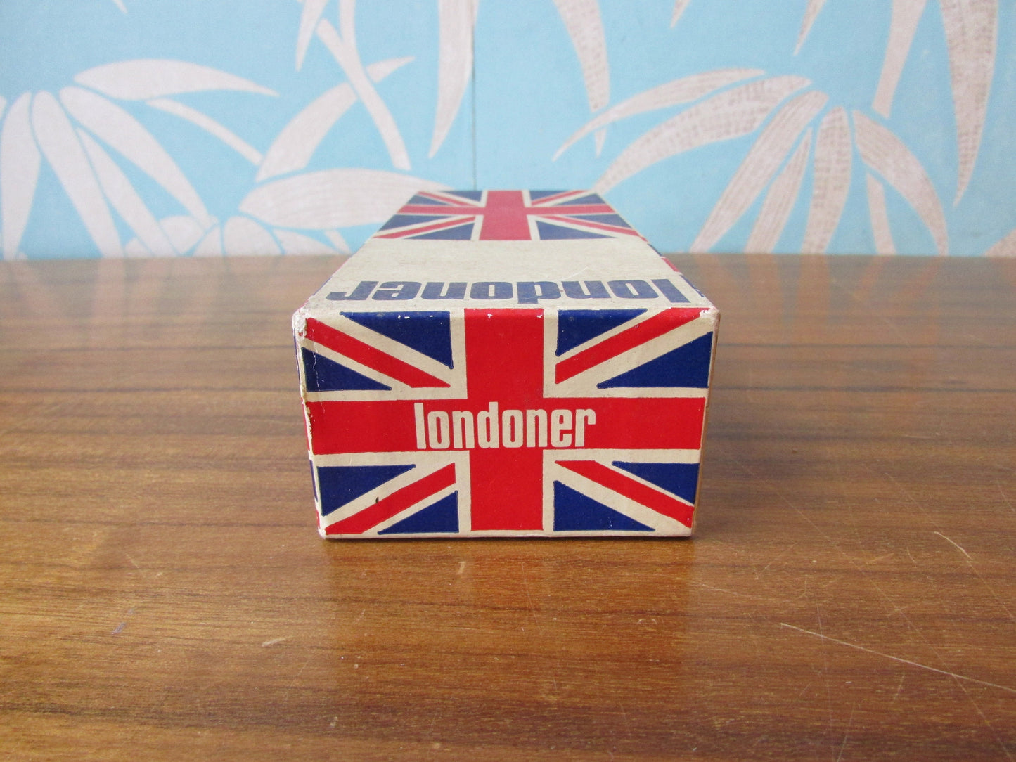 Vintage cardboard Londoner pipe box filled with assorted embroidery threads