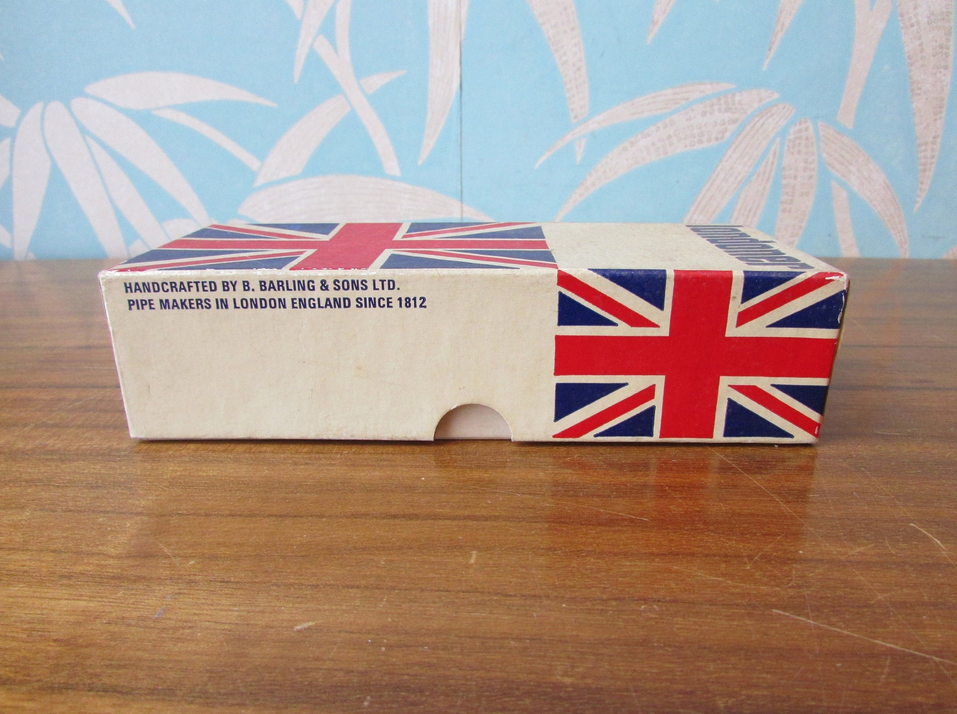 Vintage cardboard Londoner pipe box filled with assorted embroidery threads