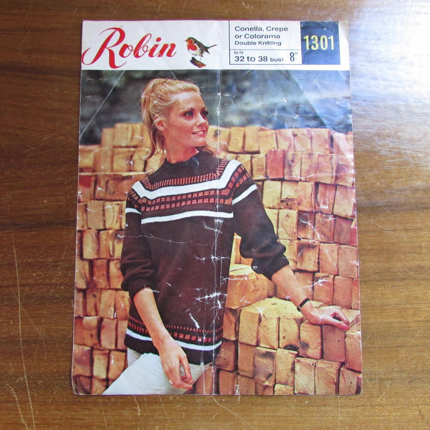 1960s Robin 1301 knitting pattern for three-colour patterned sweater
