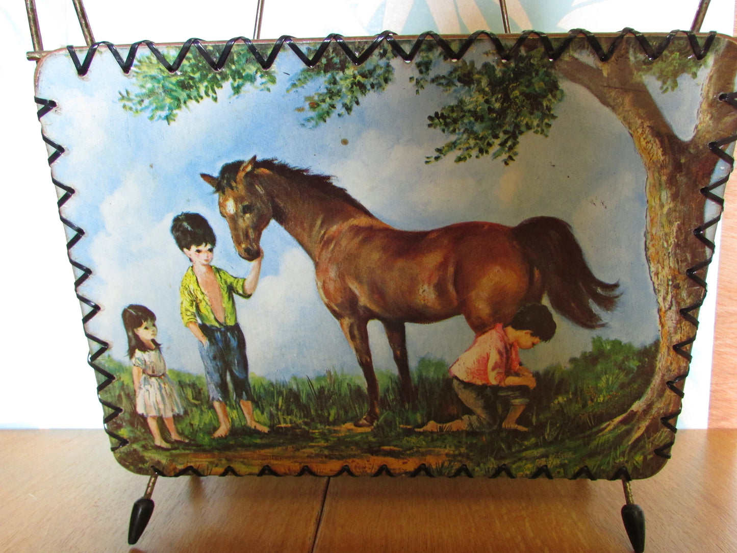 1960s kitsch Dallas Simpson urchin children magazine rack, atomic styling