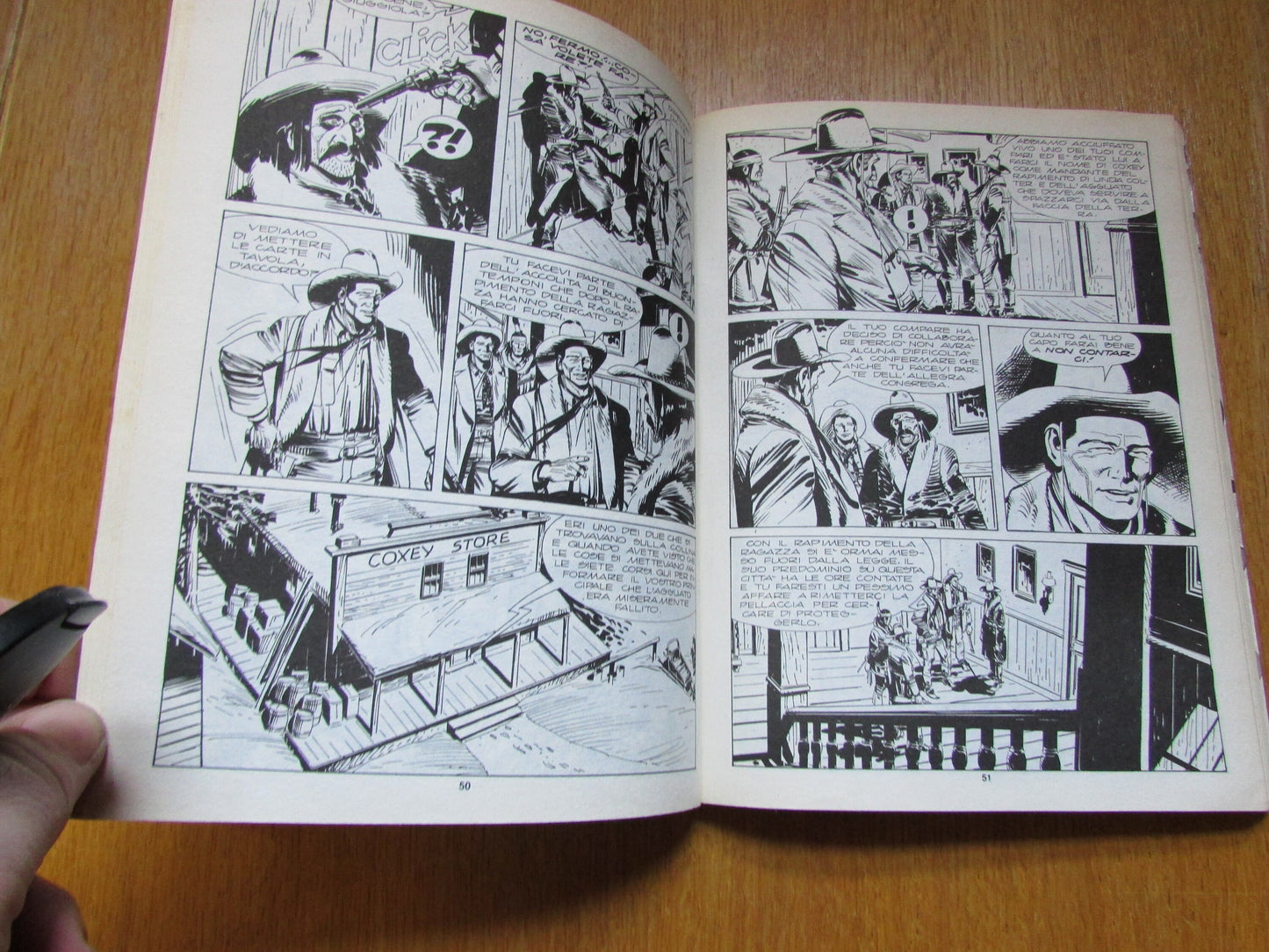 Tex La Prigioniera Del Faro (The Lighthouse Prisoner), by Gianluigi Bonelli (Softback, 1995)
