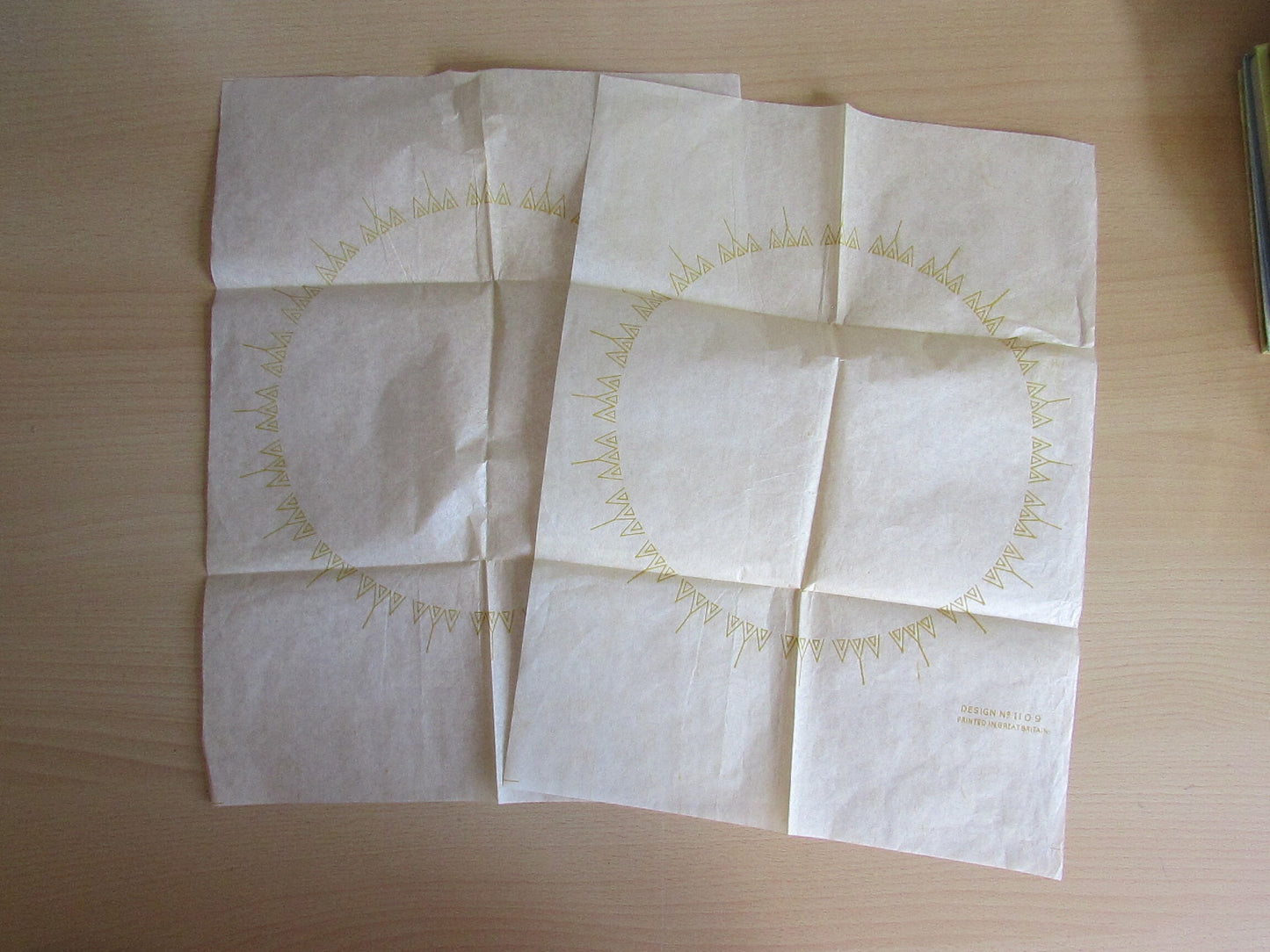 Unused vintage aztec-style border/circle design No.1109 embroidery transfer