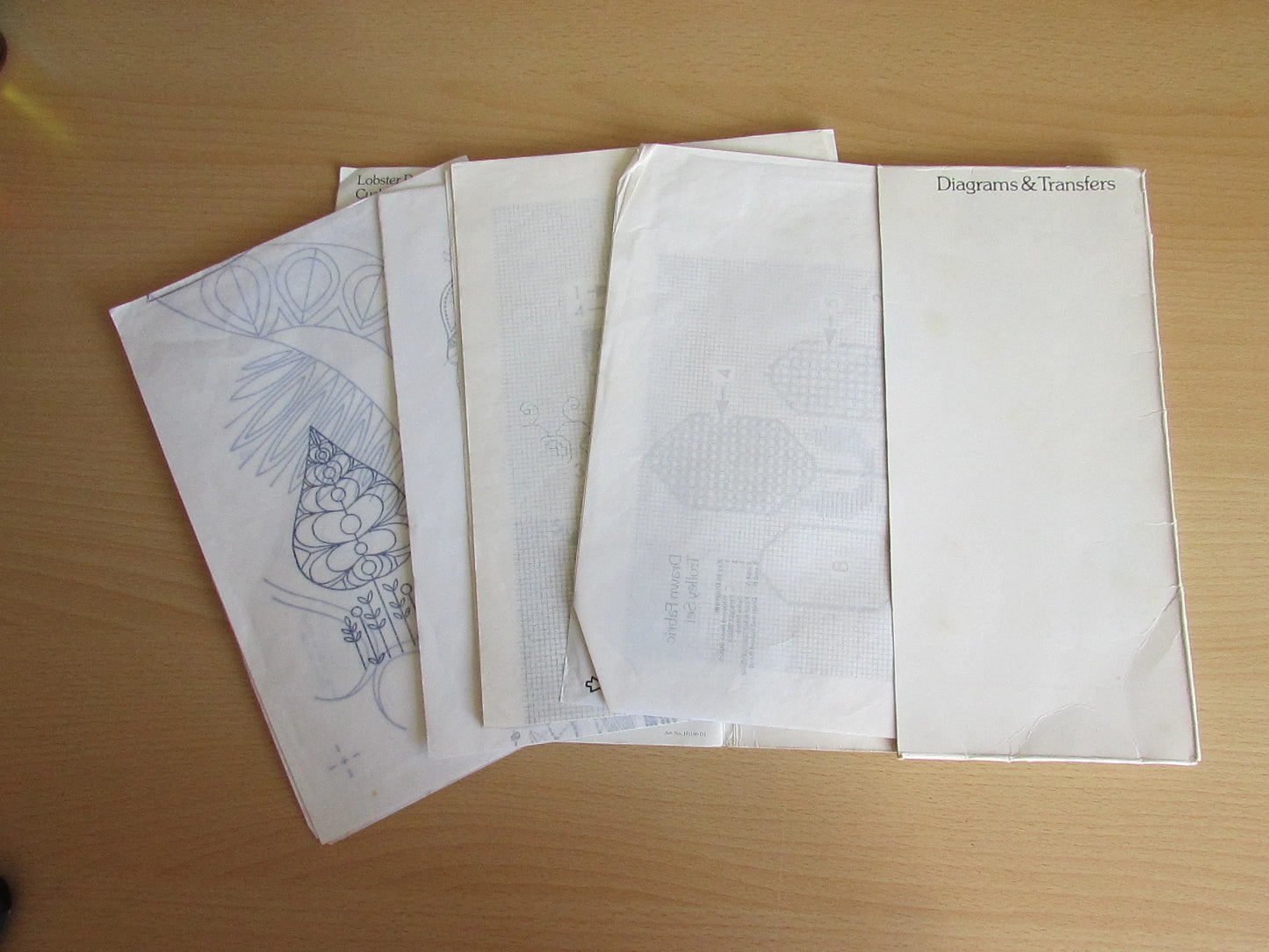 1973 Coats Sewing Group Leaf embroidery book No.1186