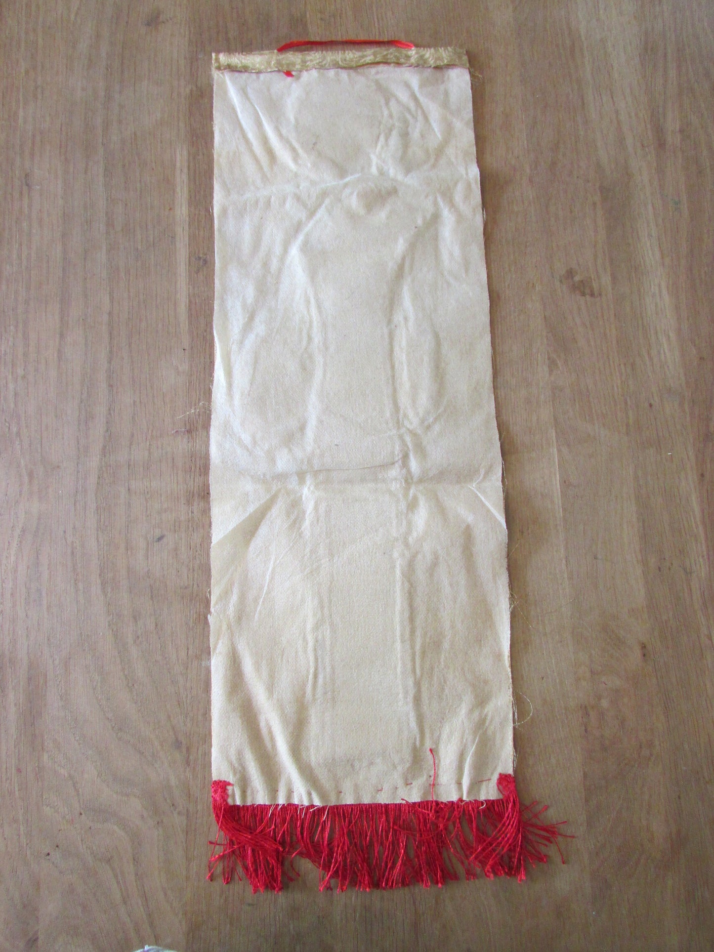 Vintage applique scroll wall hanging of Japanese geisha