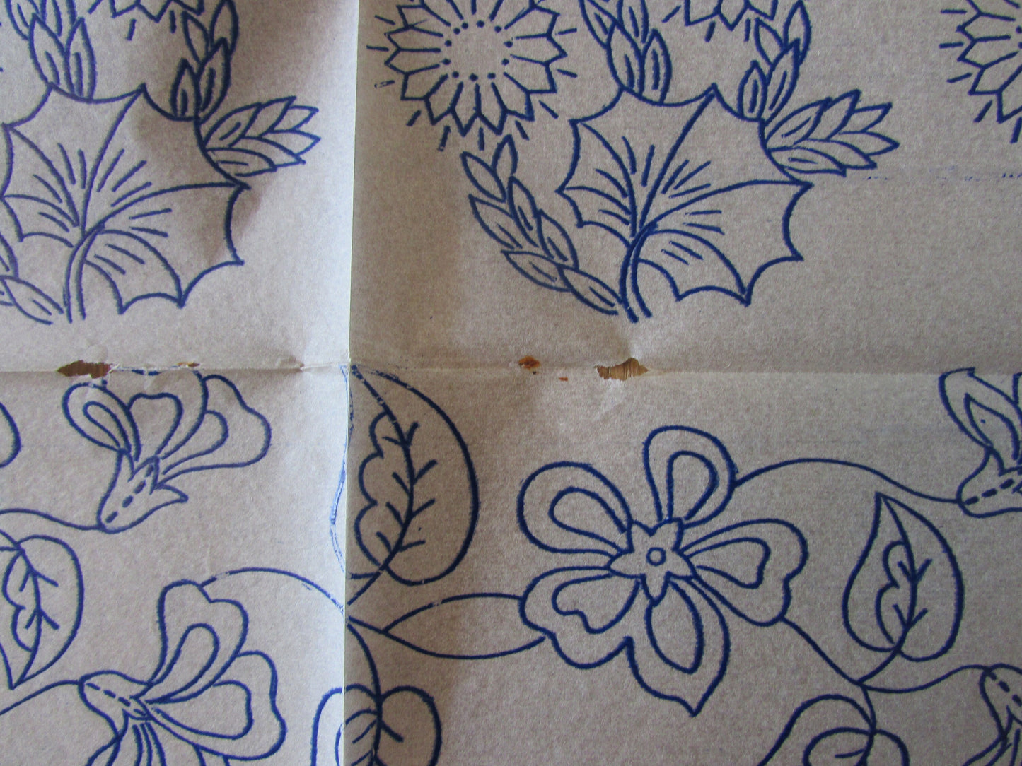 Unused 1941 Stitchcraft thistles embroidery transfer