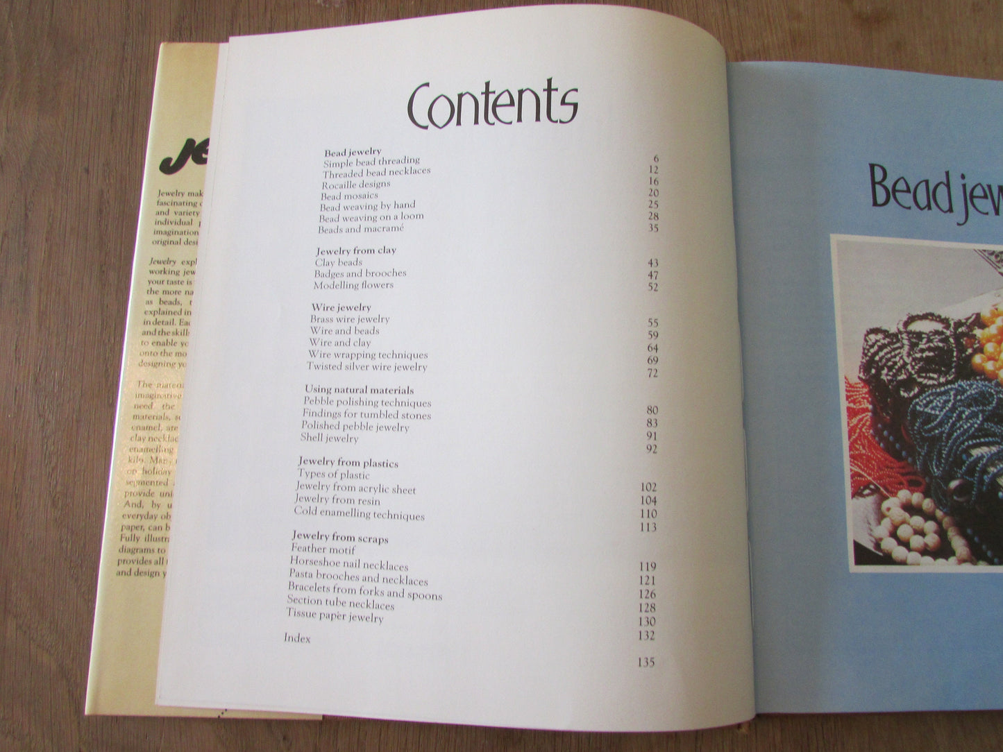 Jewelry: Orthodox & Imaginative Ways with Pebbles, Shells, Clay, Enamel and Everyday Household Objects (Hardback, 1978)