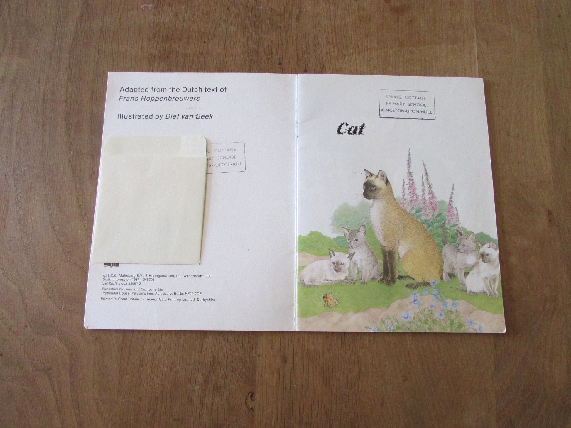 Watching Books: Cat, by Frans Hoppenbrouwers (Softback, 1987)