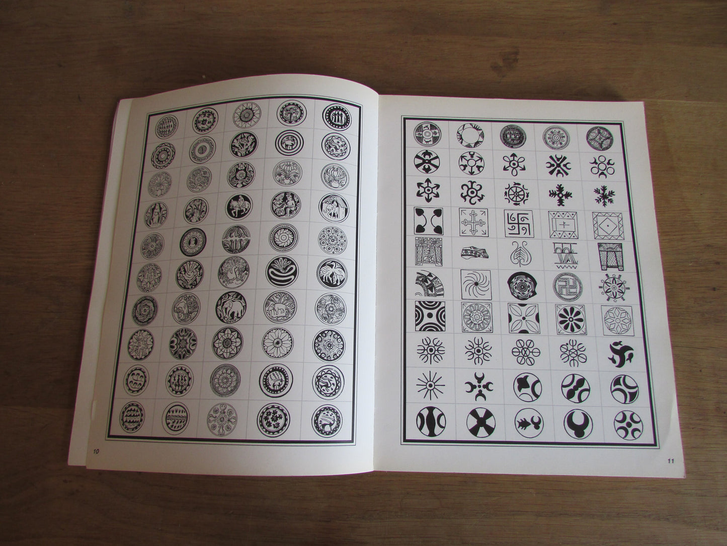 Belvedere Designer's Notebook No5: Historical & Modern Indian Designs and Motifs, by Wolfgang Hageney (Softback, 1986)