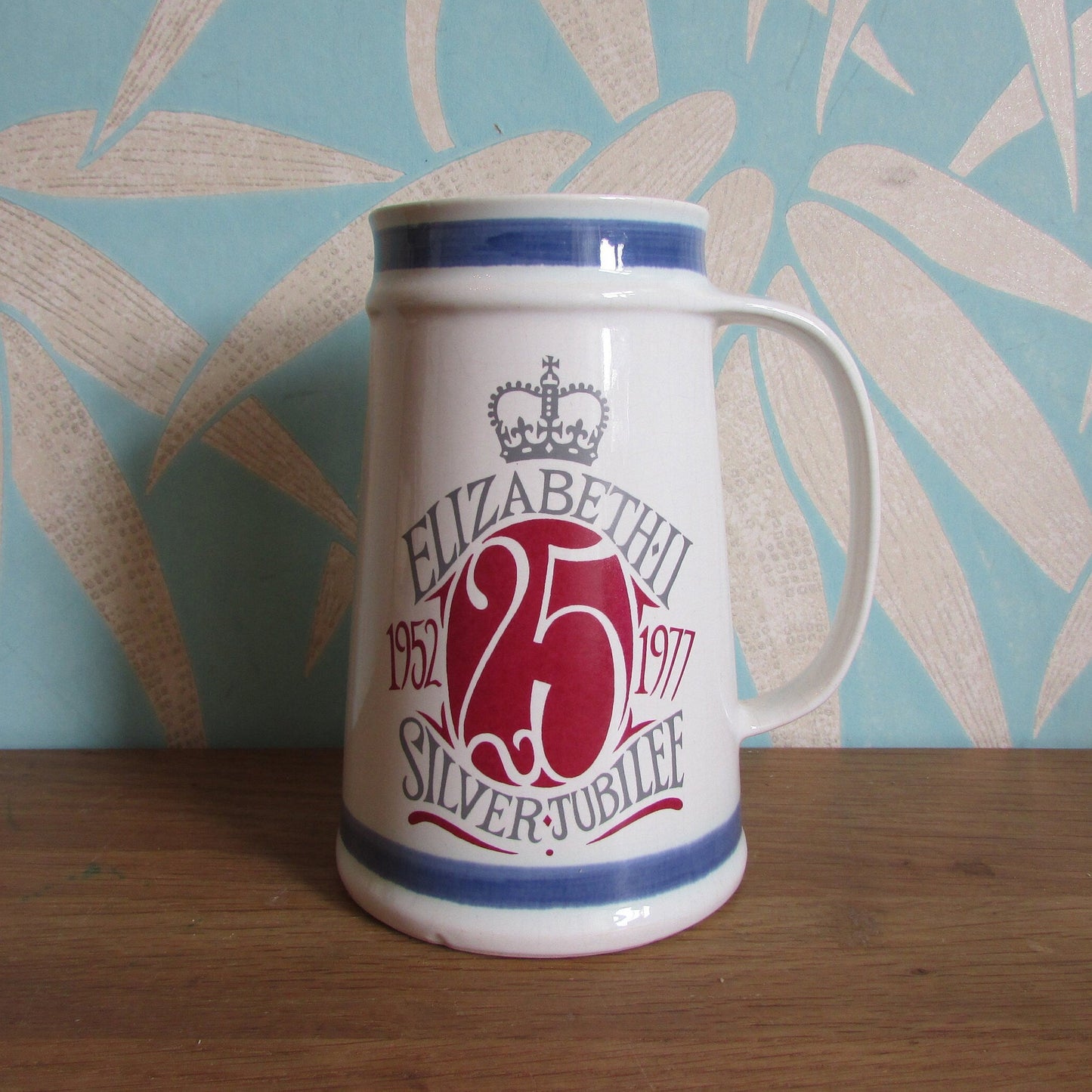 1977 Cinque Ports Pottery Queen Elizabeth II Silver Jubilee commemorative tankard