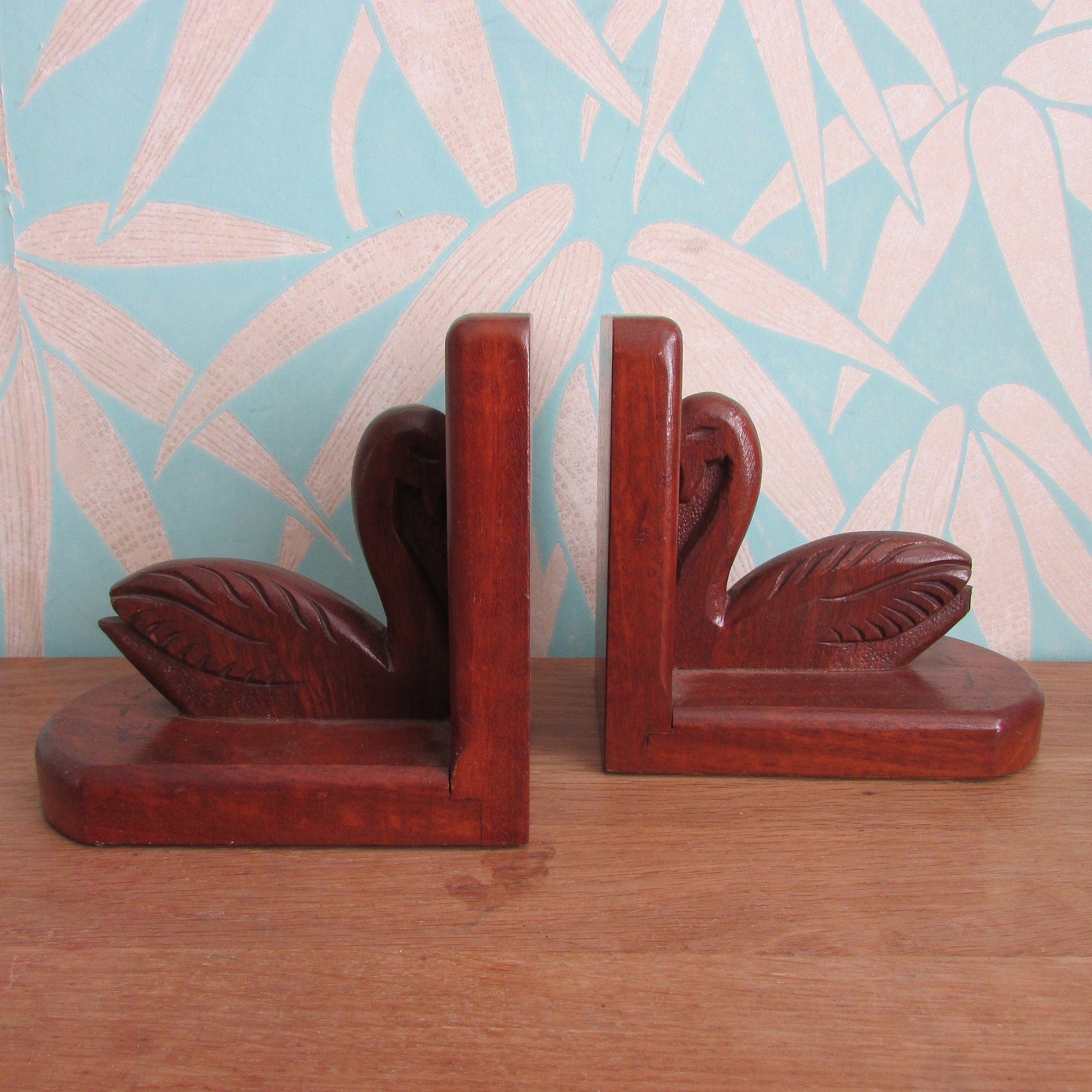 Pair of Art Deco "Greetings from Perth" wooden Pelican bookends