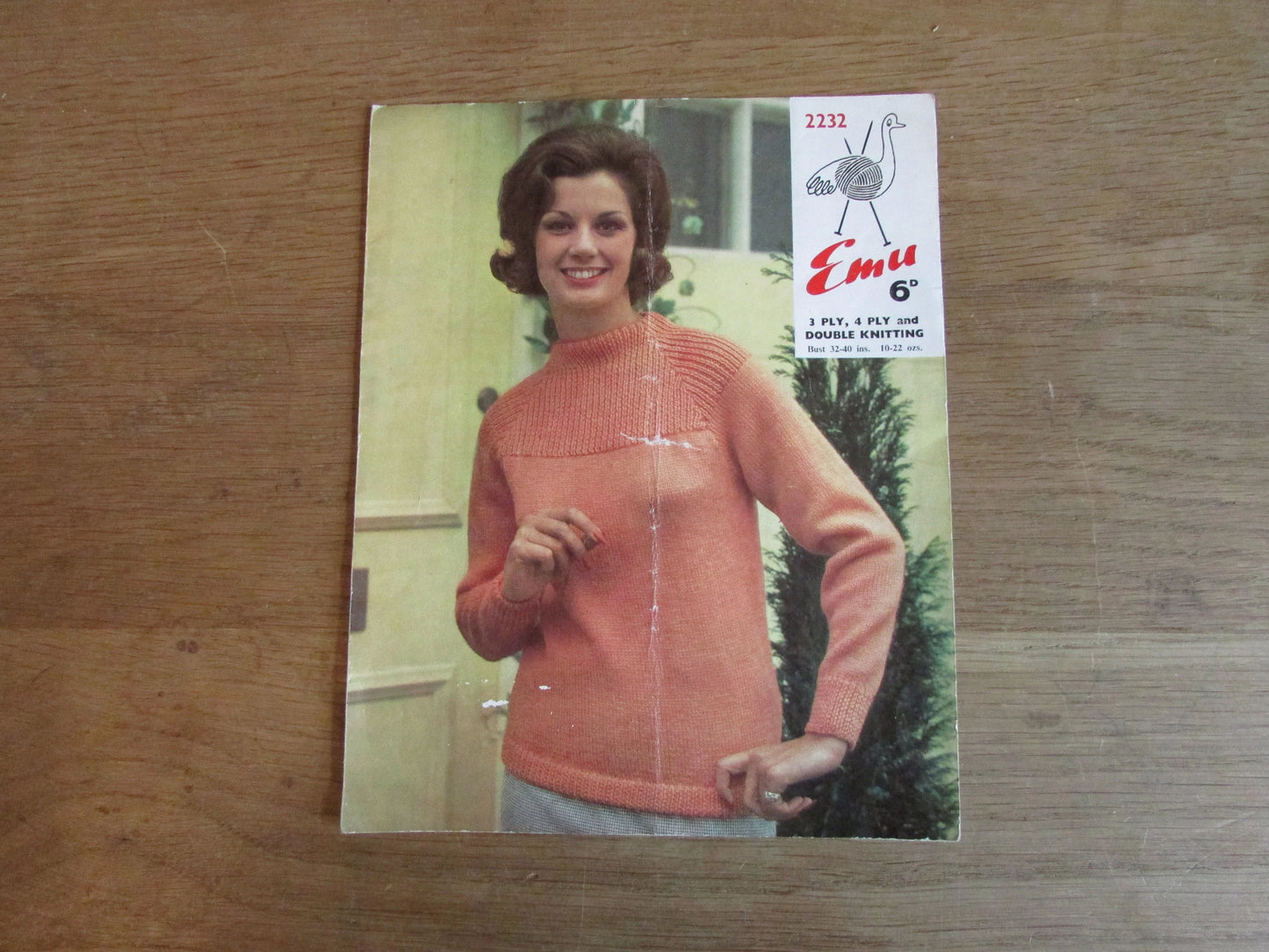1960s Emu 2332 knitting pattern for lady's sweaters