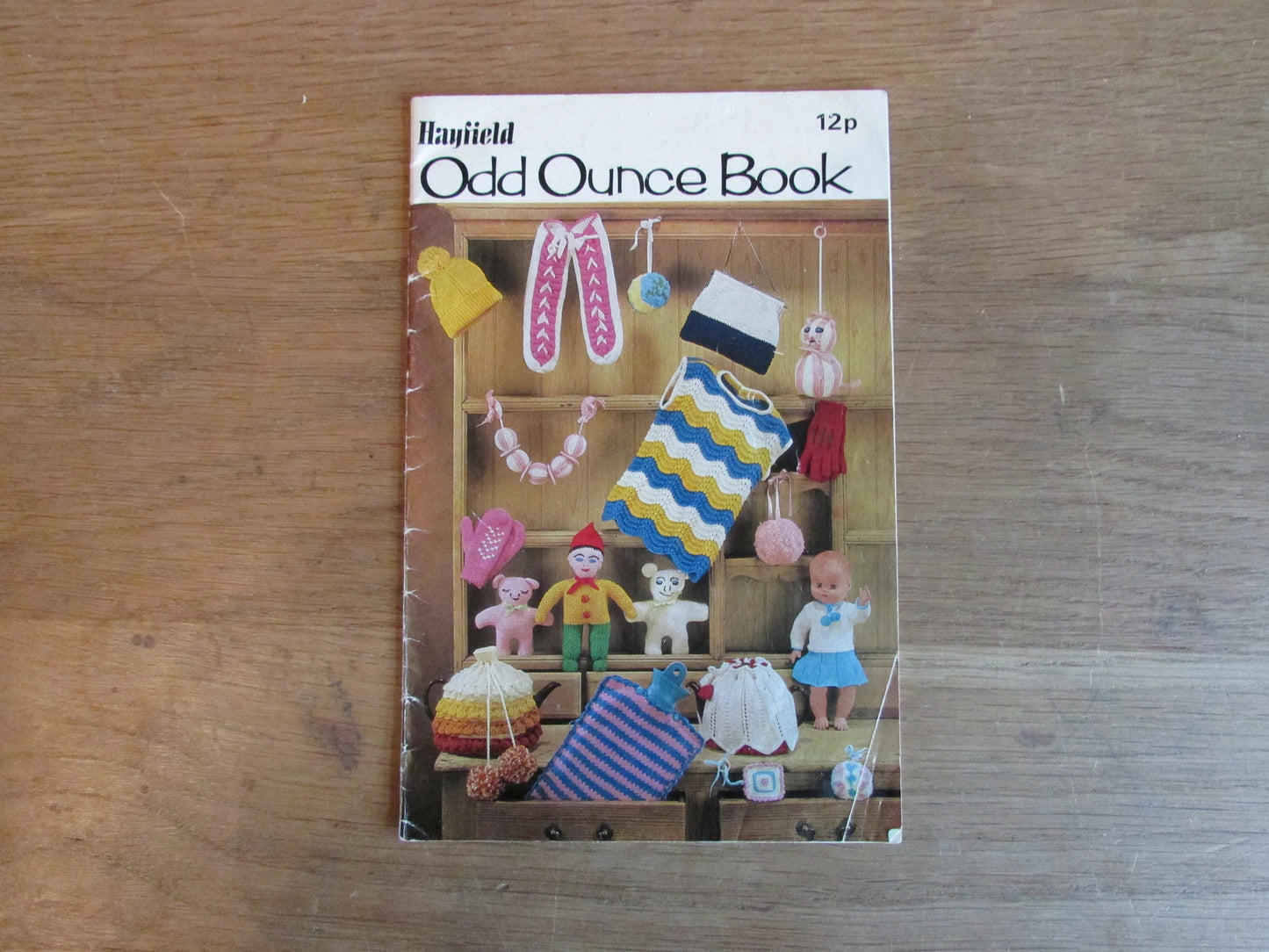 1960s Hayfield Odd Ounce pattern booklet