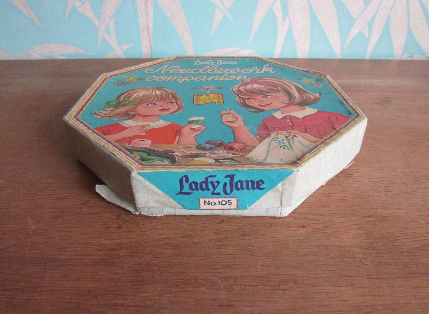 Mid-century Lady Jane No.105 Needlework Companion, made in England