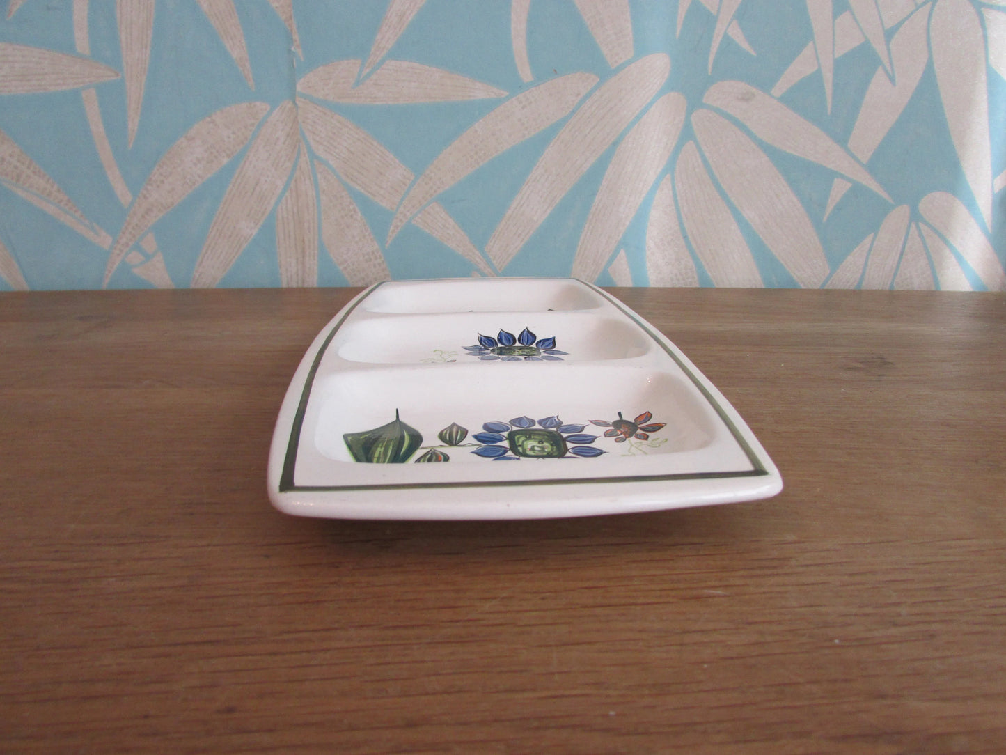 Mid-century Palissy Royal Worcester Casual Tableware blue flower divided snack dish