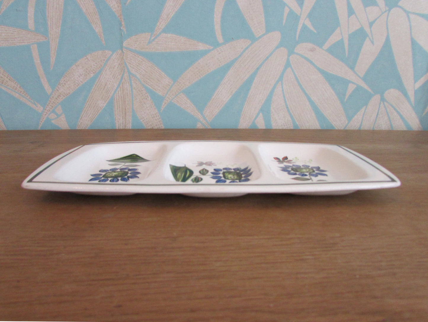 Mid-century Palissy Royal Worcester Casual Tableware blue flower divided snack dish